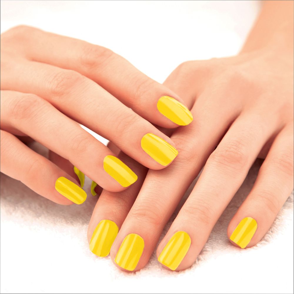 Lakmē 9 to 5 Primer + Gloss Nail Colour