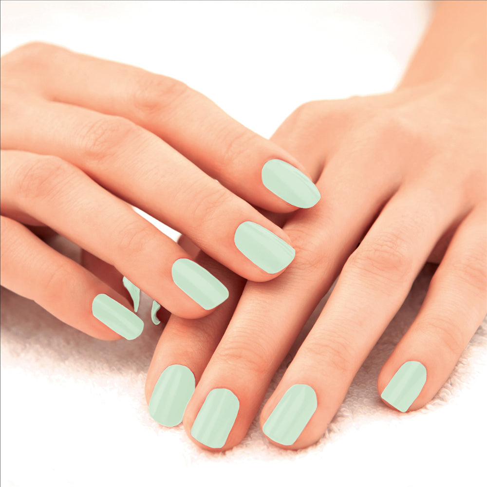 Lakmē 9to5 Primer + Gloss Nail Color