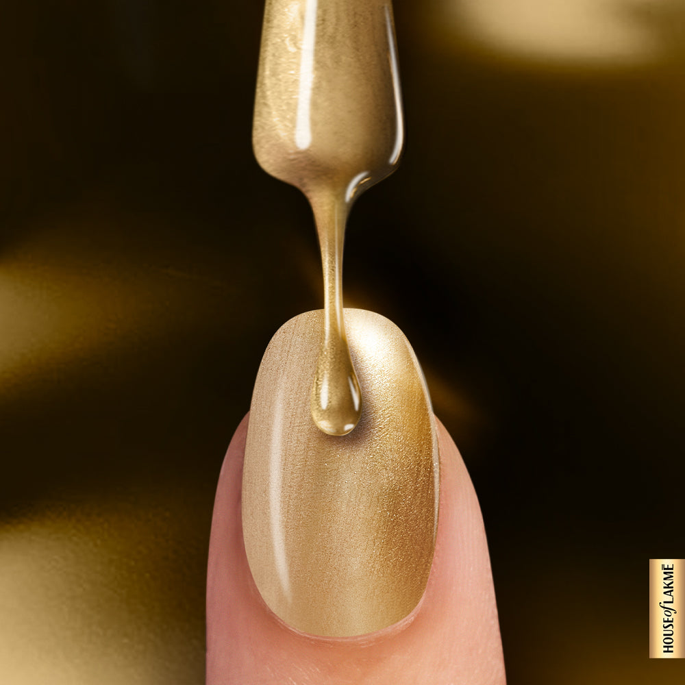 Lakmē Ultimate Glam Chrome Nail