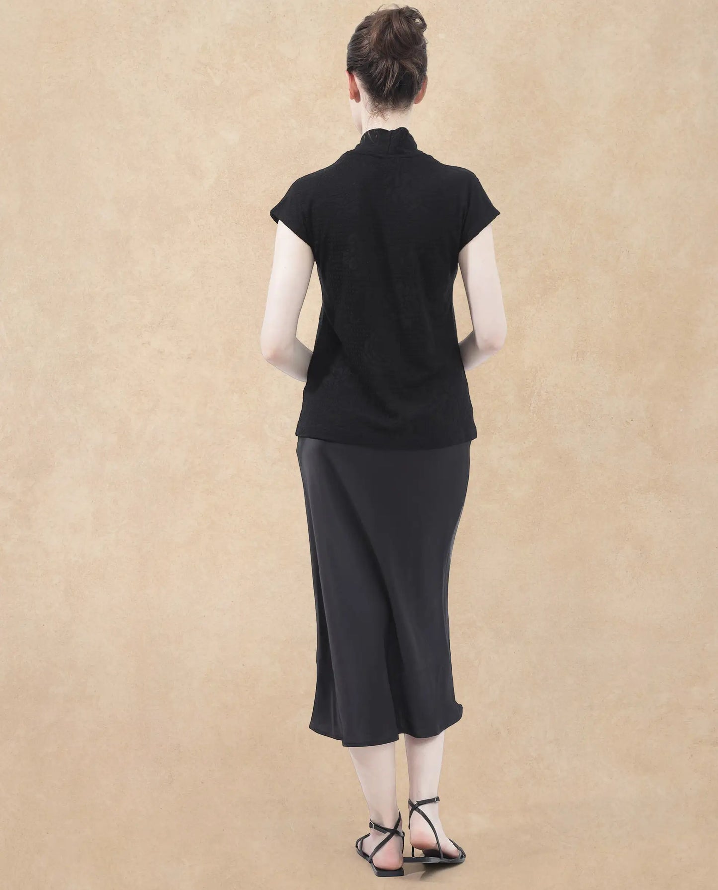 Rareism Women Deone Black Poly Viscose Elastane Fabric Regular Sleeves V-Neck Boxy Fit Solid Top