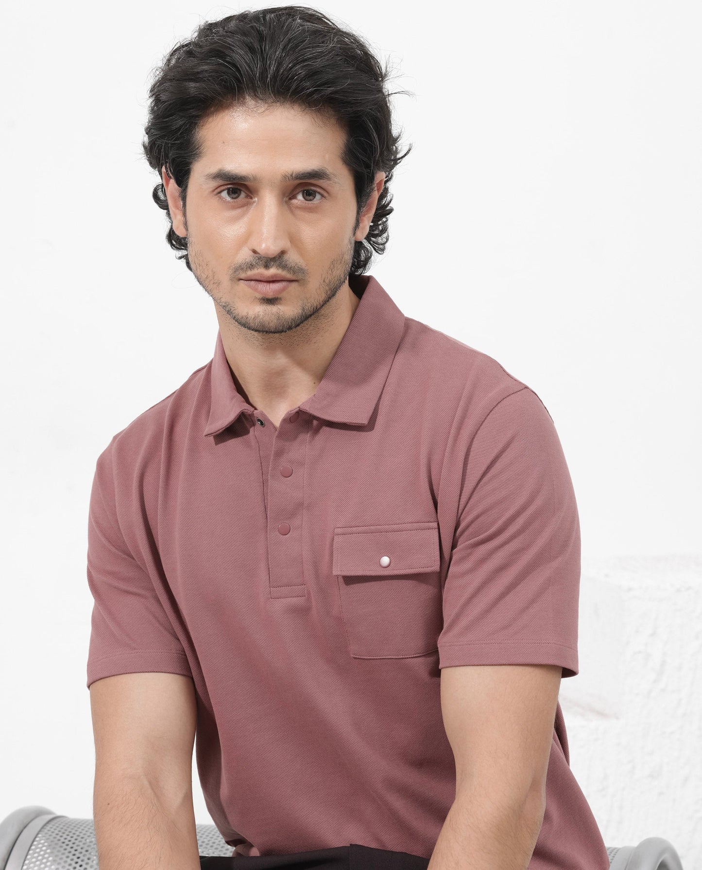 Rare Rabbit Mens Paxton Dusky pink Short Sleeve Snap Button Closure Solid Polo T-Shirt