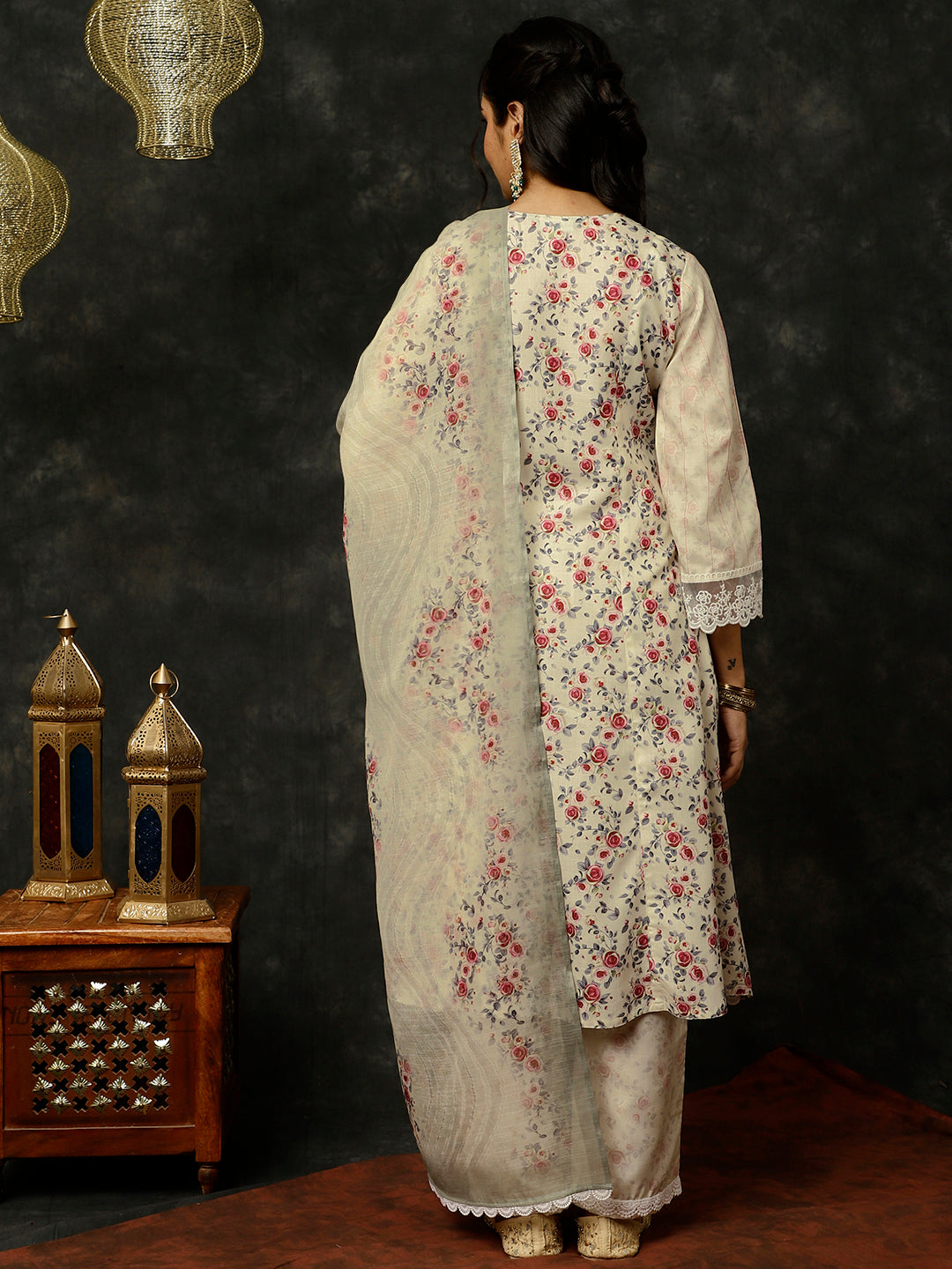 LIGHT YELLOW ROSE PRINTED PAKISTANI KURTA WITH PALAZZO AND DUPATTA