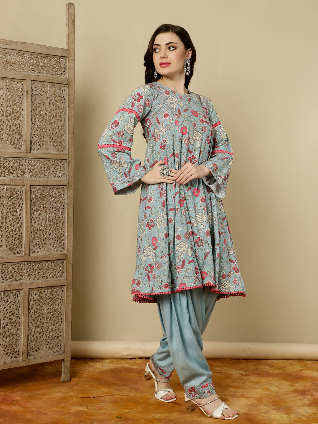 Blue Floral Printed Pakistani Kurta With Salwar And Dupatta