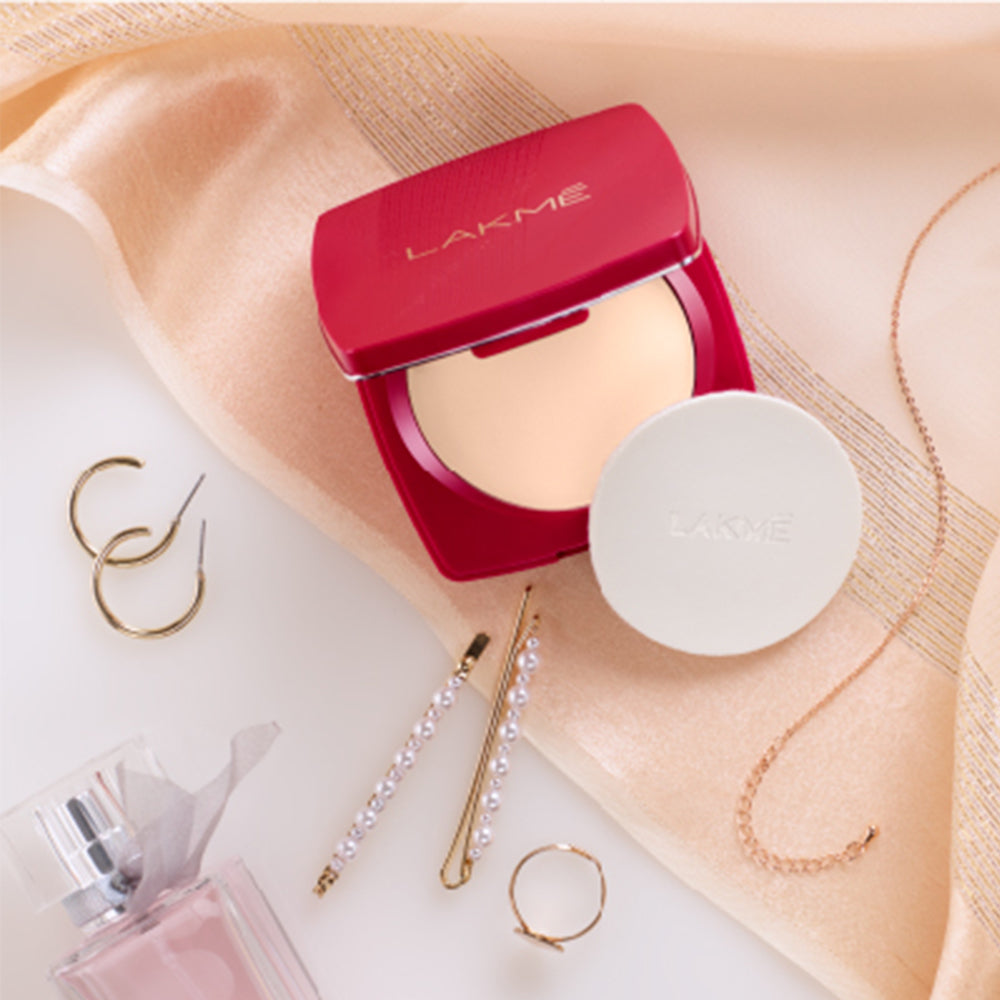 Lakmē Forever Matte Compact