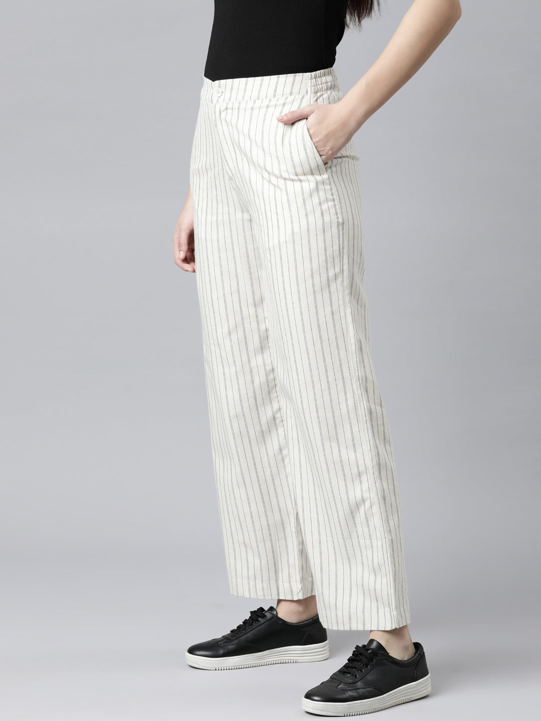 White Cotton Stripes Cargo Pant