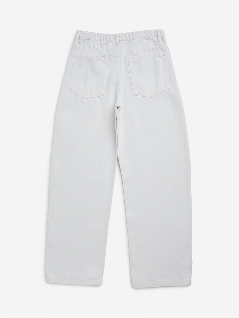 Y&F Kids White Straight-Fit High-Rise Denim Jeans