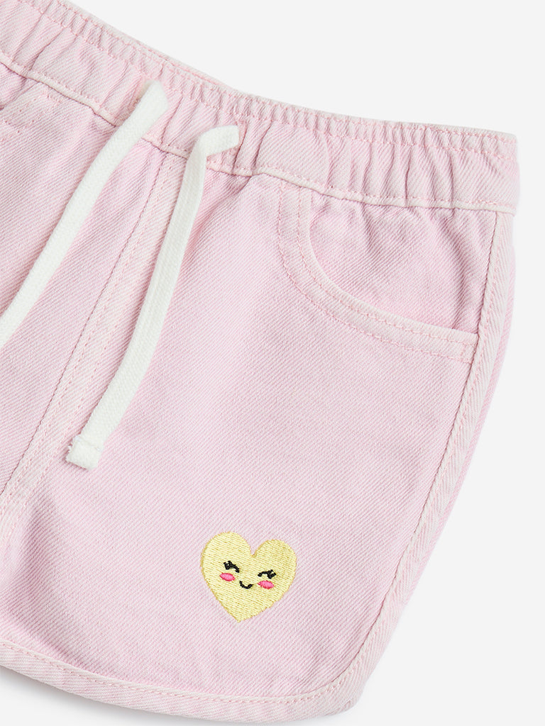 HOP Kids Pink Heart-Detailed Denim Mid-Rise Shorts