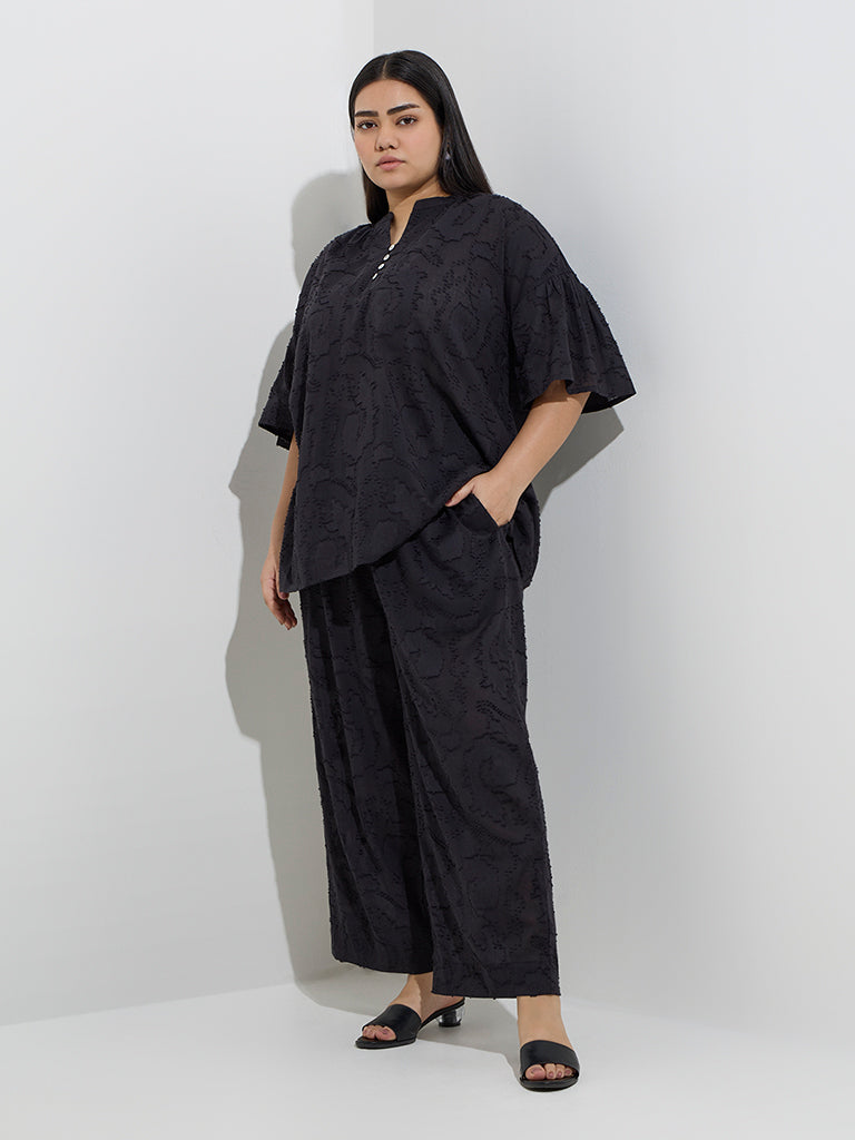 Diza Black Textured Cotton Pants