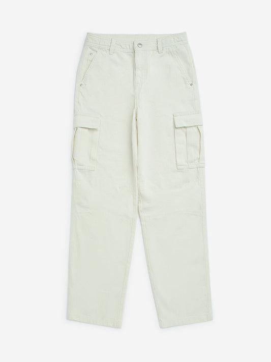 Y&F Kids Off-White Washed Straight-Fit High-Rise Jeans