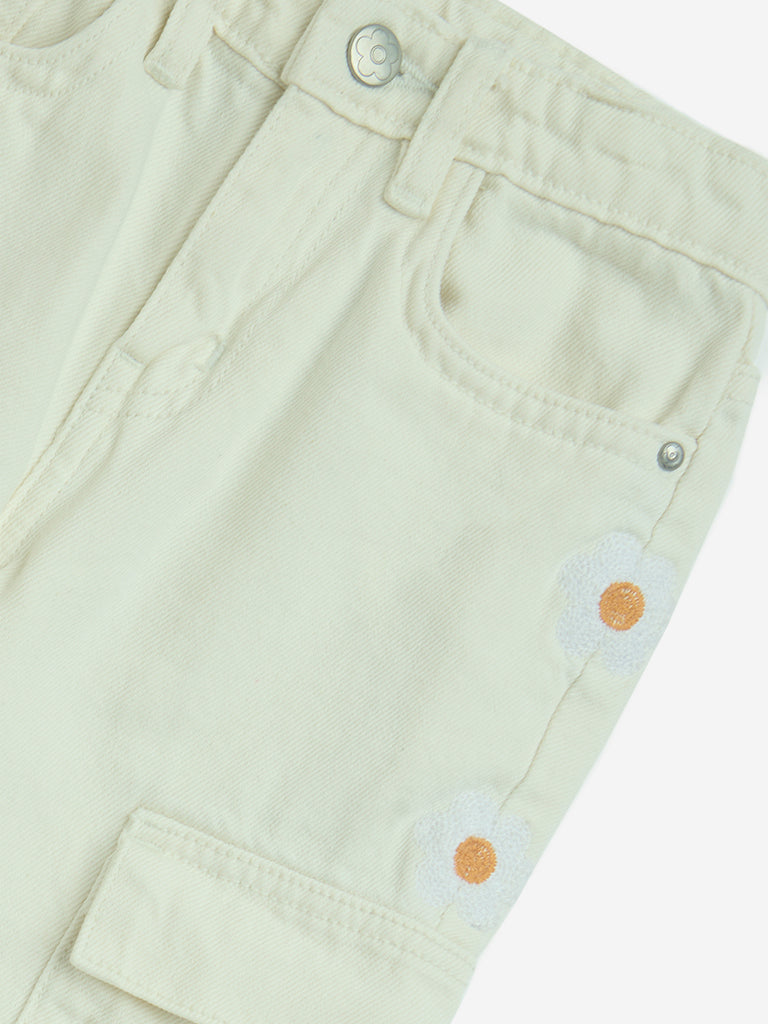 HOP Kids Off-White Mid-Rise Shorts