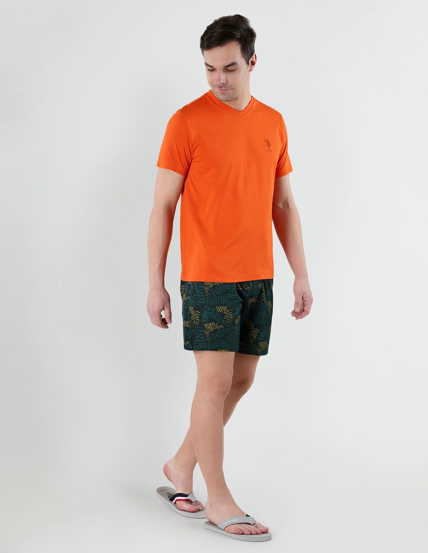 V-Neck Embroidered Logo I638 Lounge T-Shirt - Pack Of 1