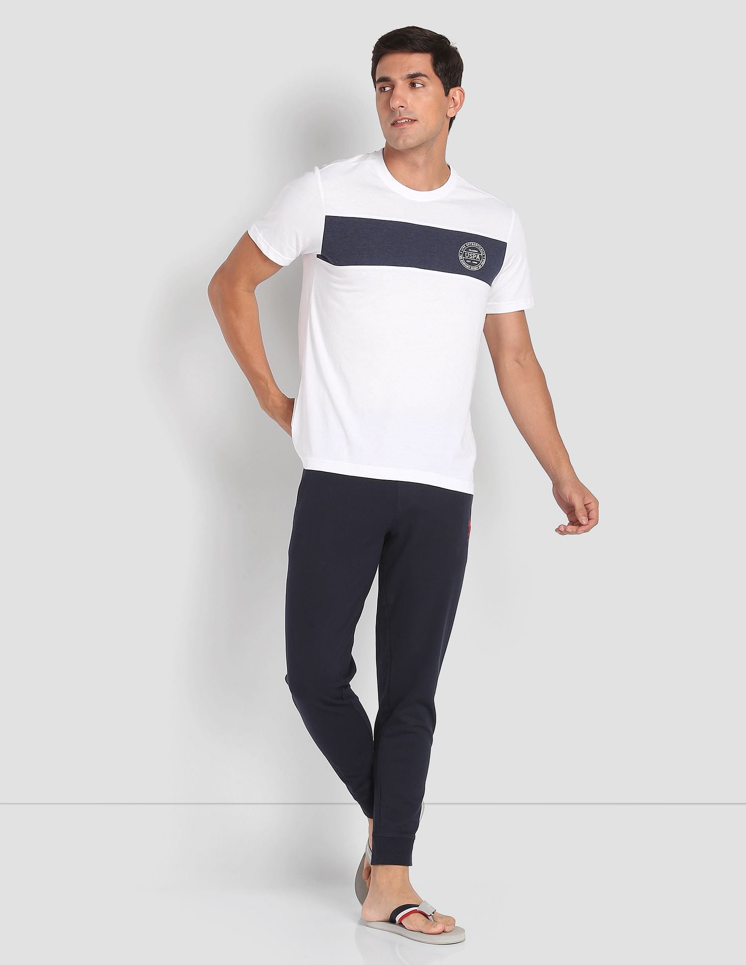 USPA Innerwear Crew Neck Colour Block I681 Lounge T-Shirt - Pack Of 1
