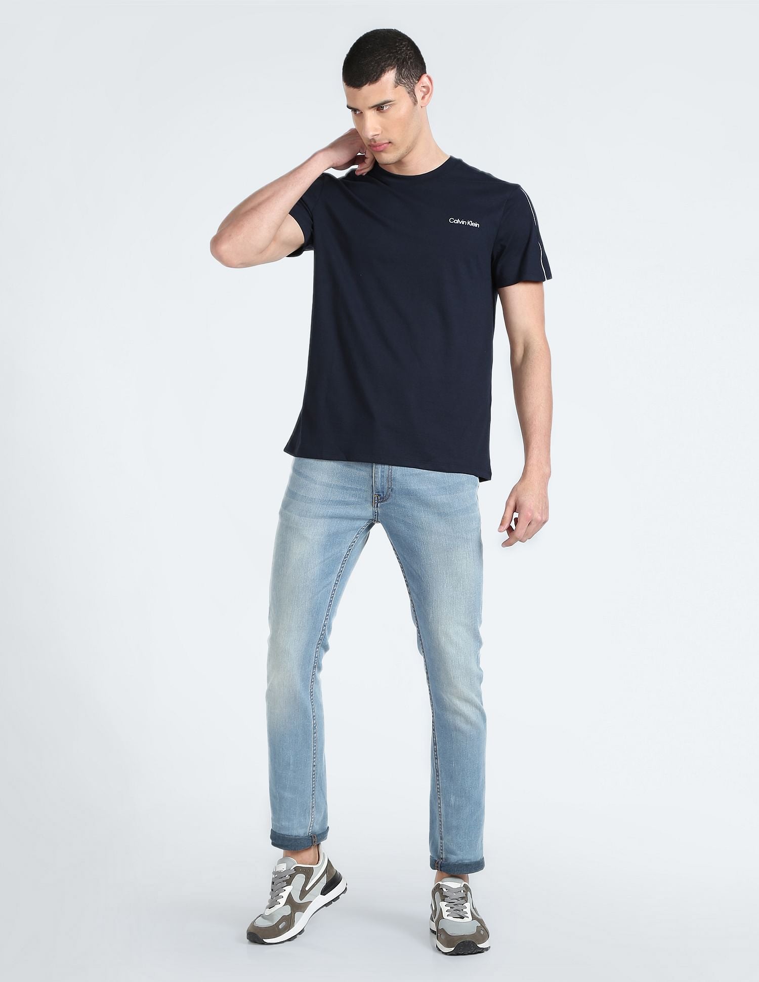 Crew Neck Solid Contrast Piping T-Shirt