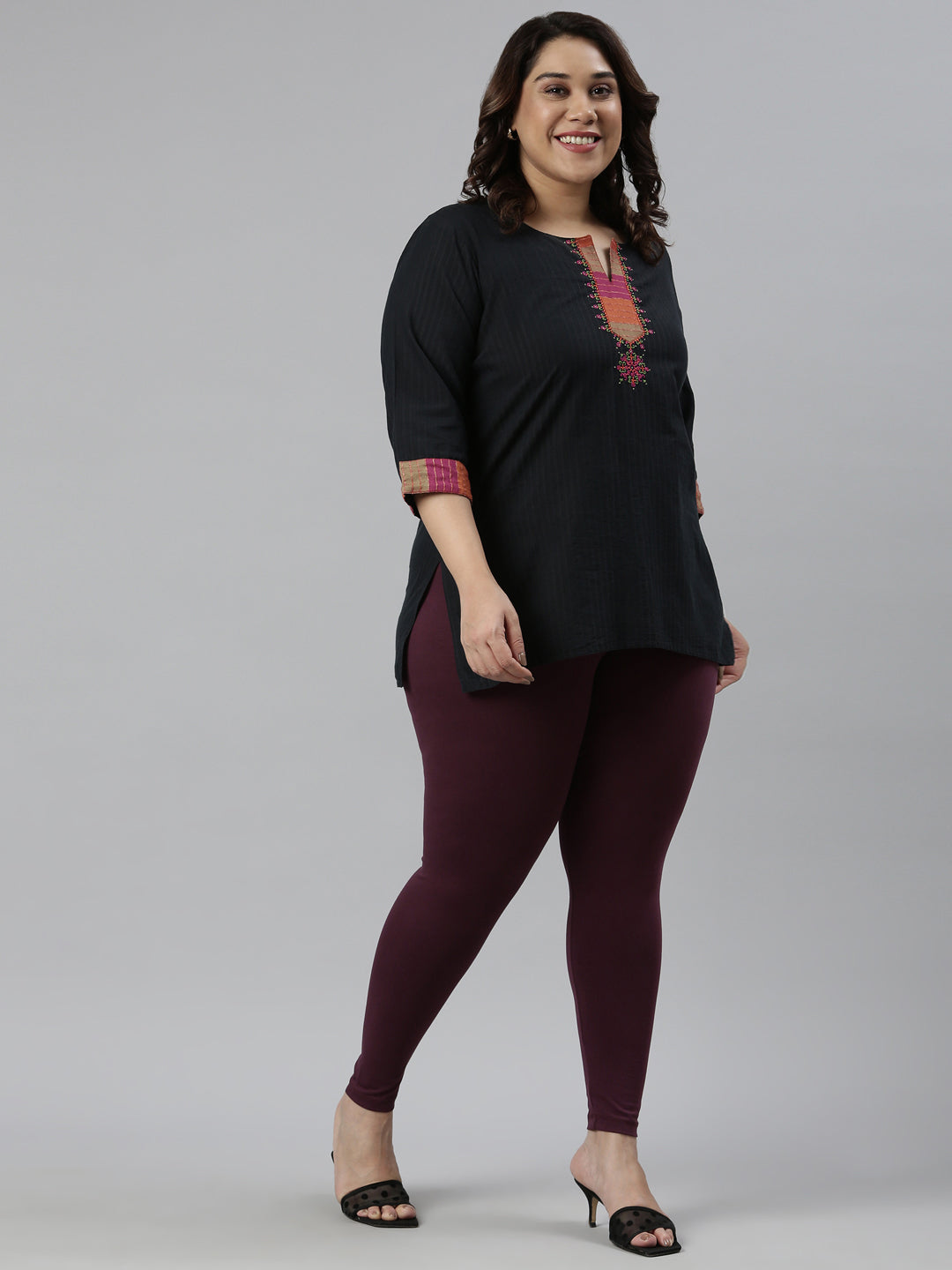 Dark Purple Cotton Stretch Cropped Leggings