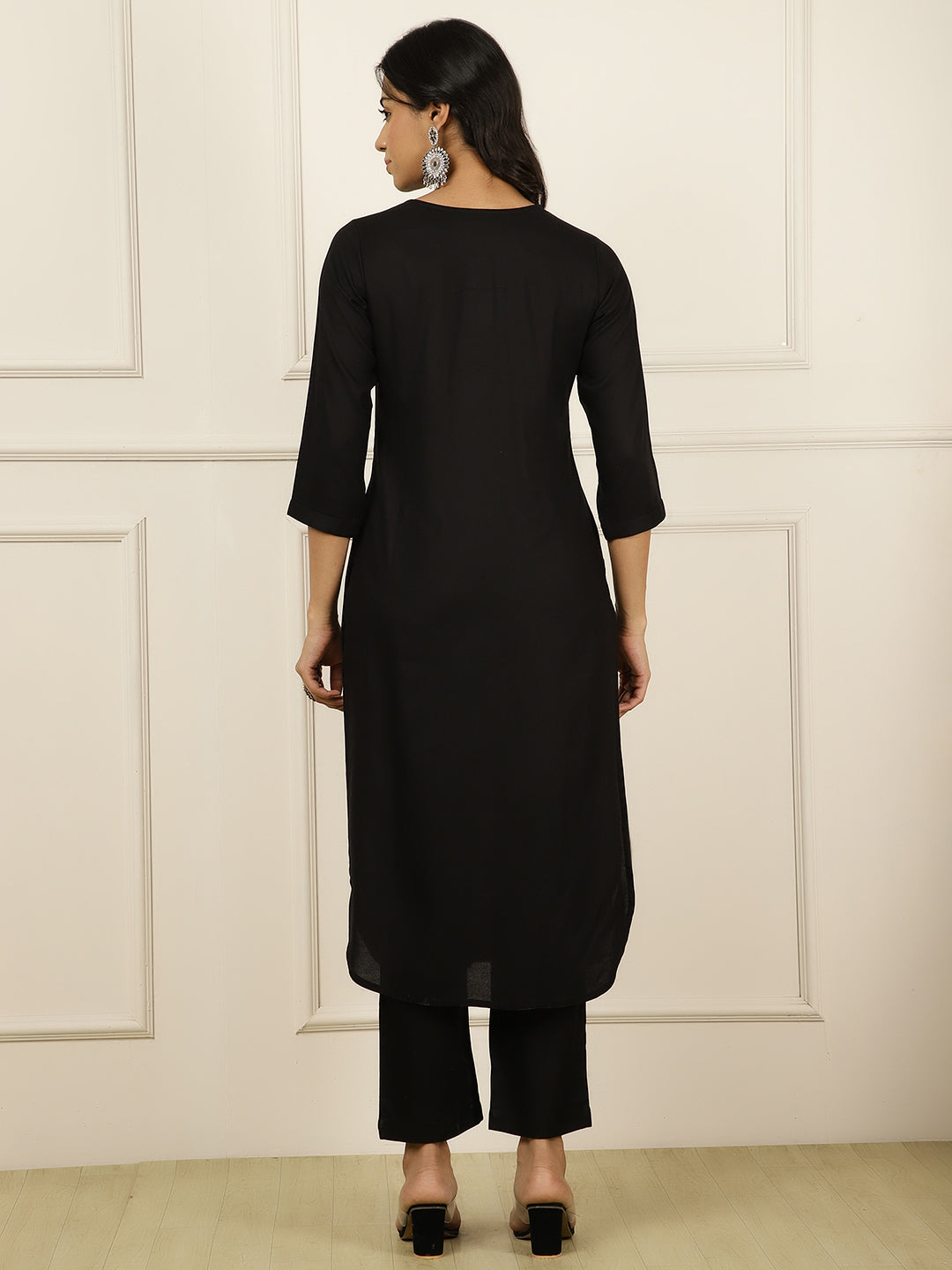 Black Pleated Straight Kurta With Pants