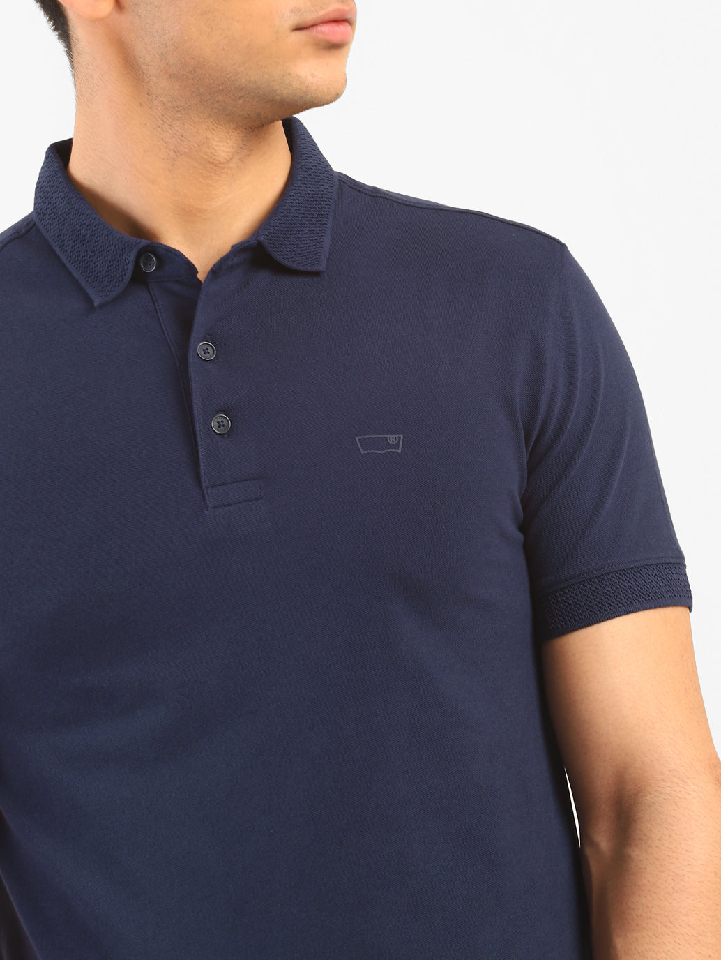 Men's Solid Slim Fit T-shirt