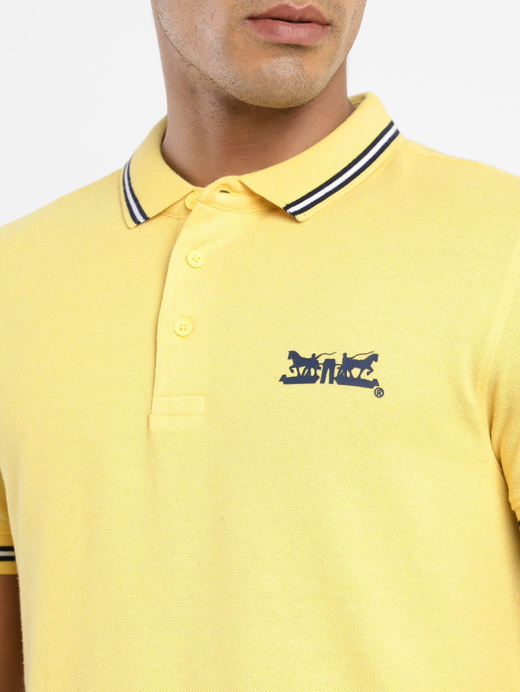 Men's Solid Slim Fit T-shirt