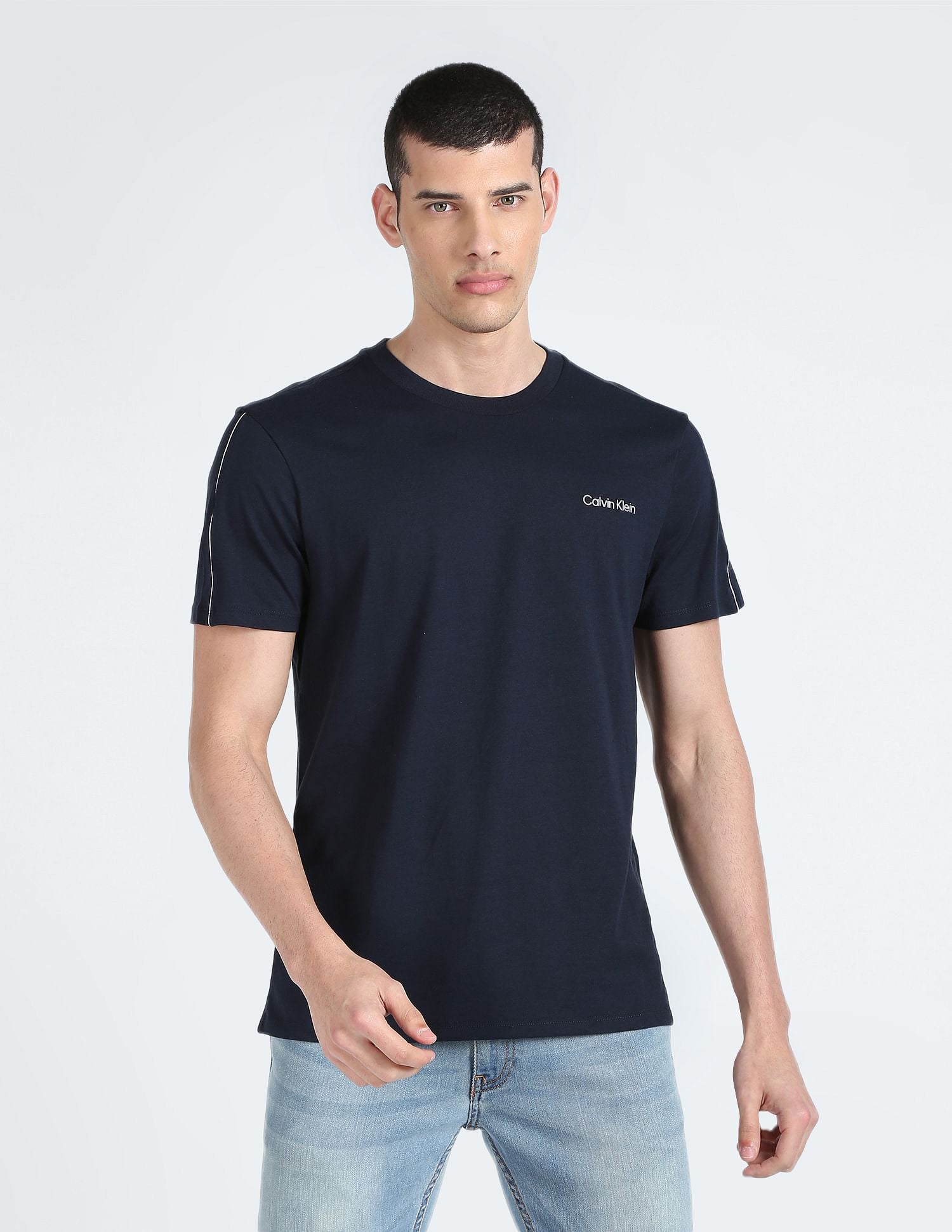 Crew Neck Solid Contrast Piping T-Shirt