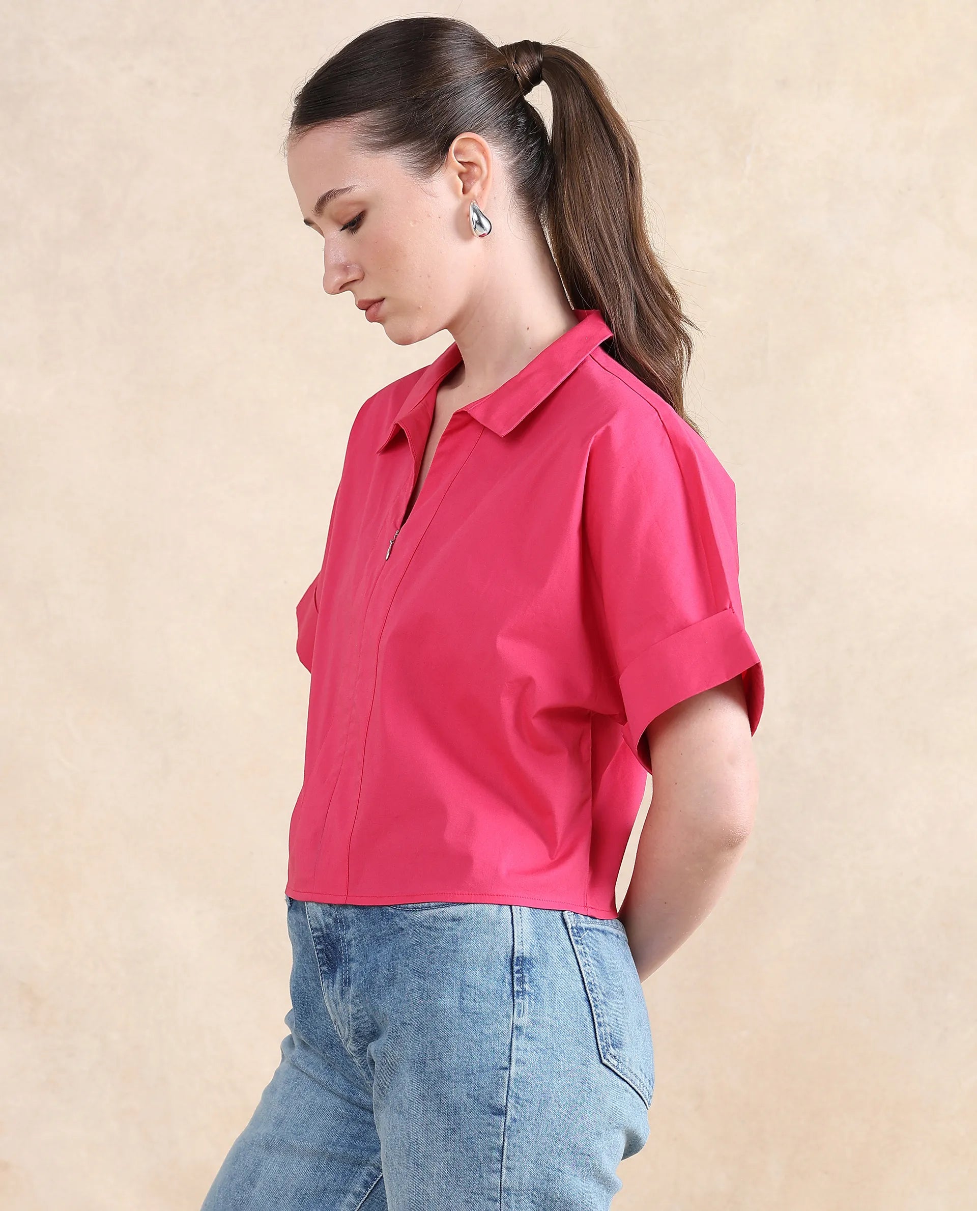 Rareism Women Buener Pink Cotton Blend Fabric Extended Sleeves Collared Neck Zipper Closure Boxy Fit Cropped Plain Top