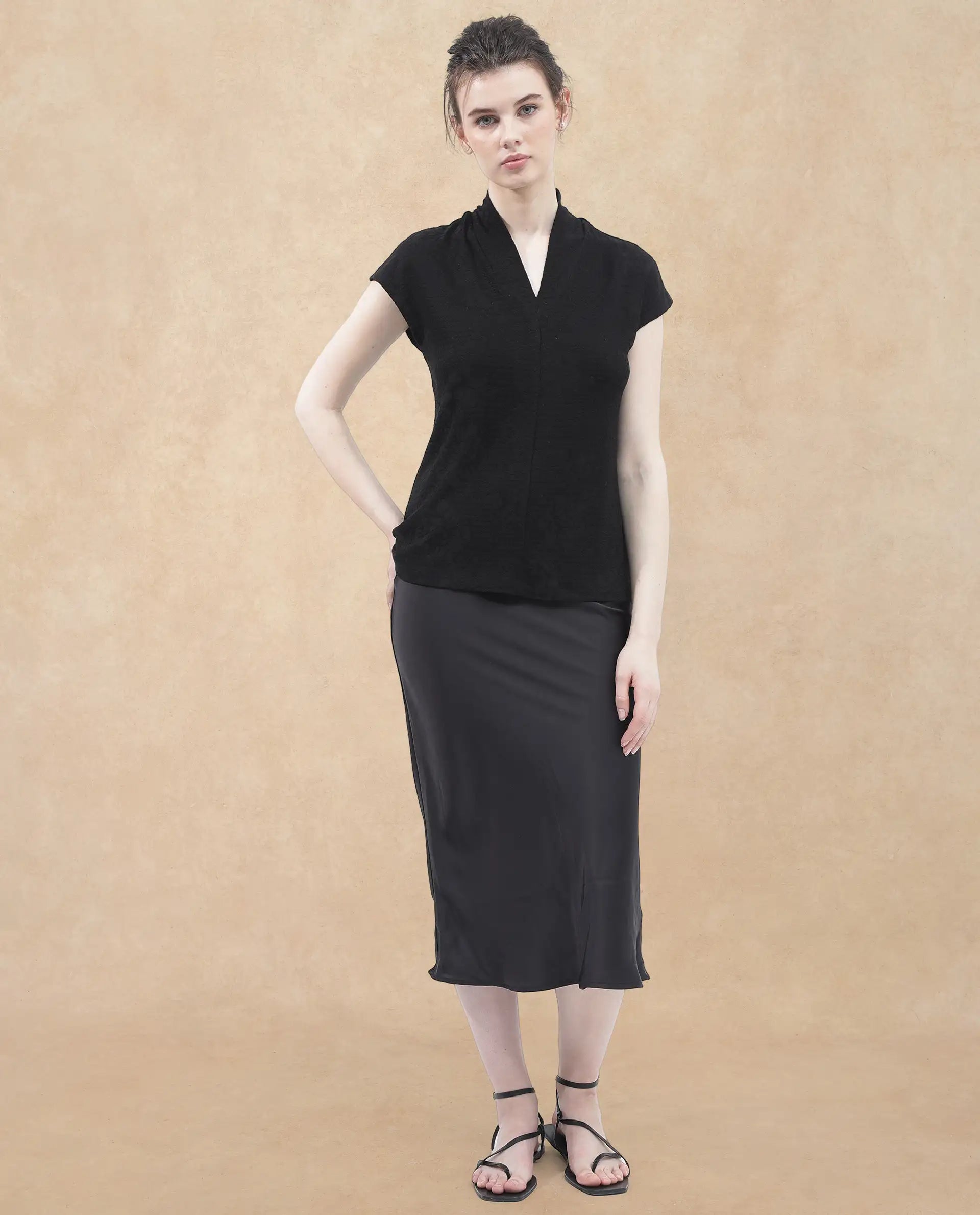 Rareism Women Deone Black Poly Viscose Elastane Fabric Regular Sleeves V-Neck  Boxy Fit Solid Top