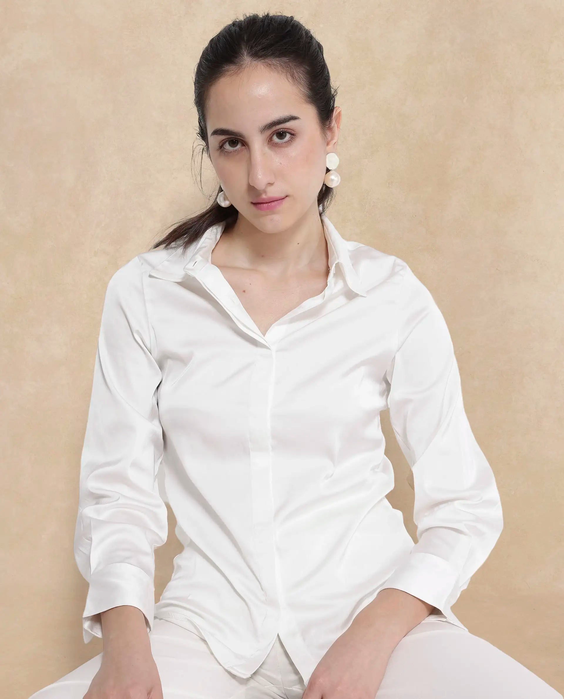 Rareism Women Haipe White Cuffed Sleeve Regular Collar Plain Shirt