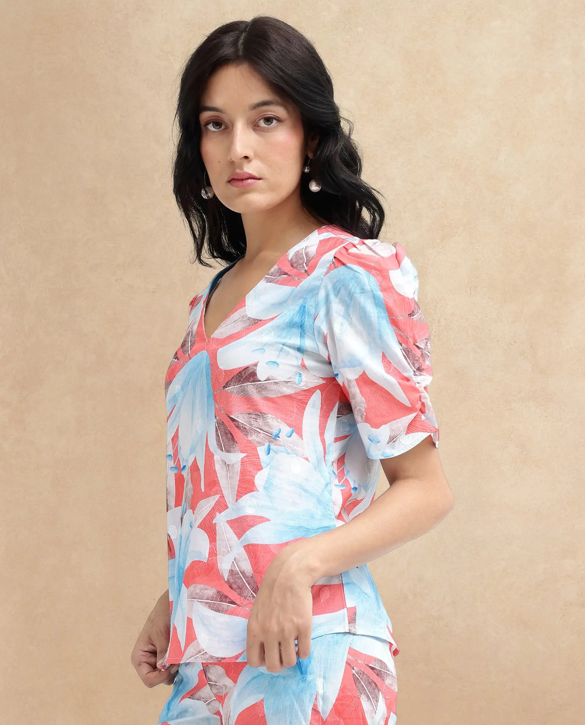 Rareism Women Housto-T Pink Cotton Fabric Regular Sleeves V-Neck Floral Print Short Top