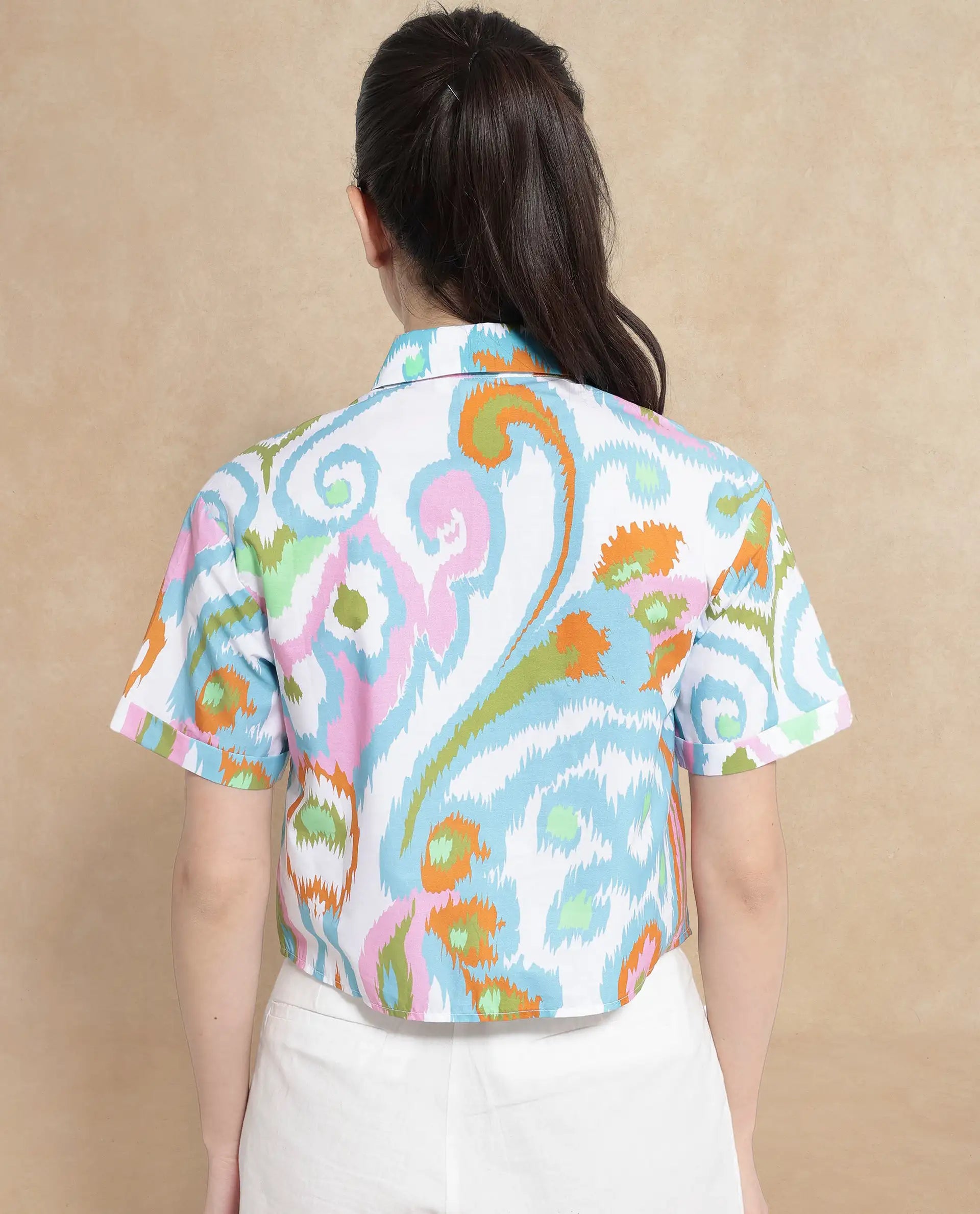 Rareism Women Inkia Multi Short Sleeve Collared Neck  Cropped Abstract Print Top