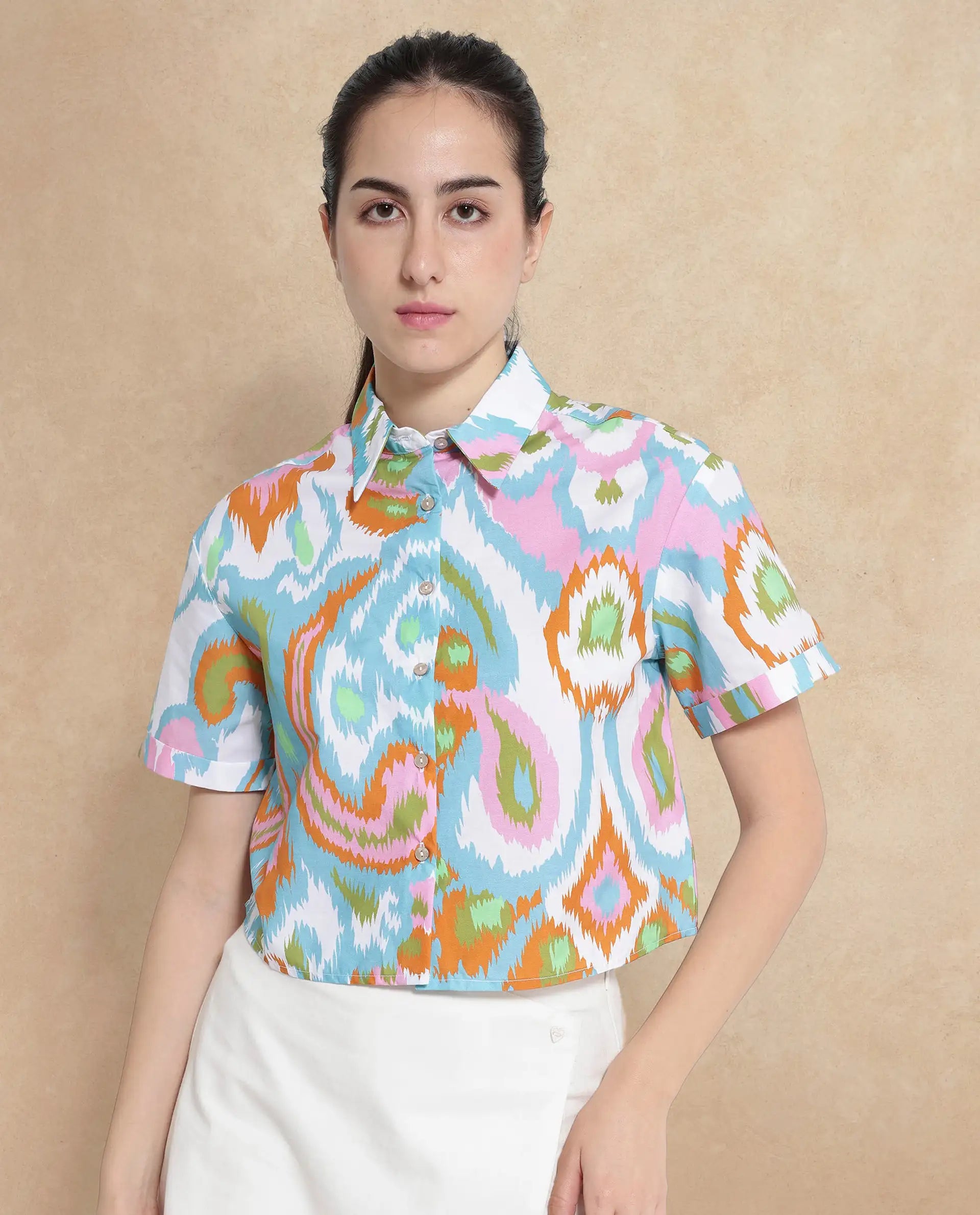 Rareism Women Inkia Multi Short Sleeve Collared Neck  Cropped Abstract Print Top