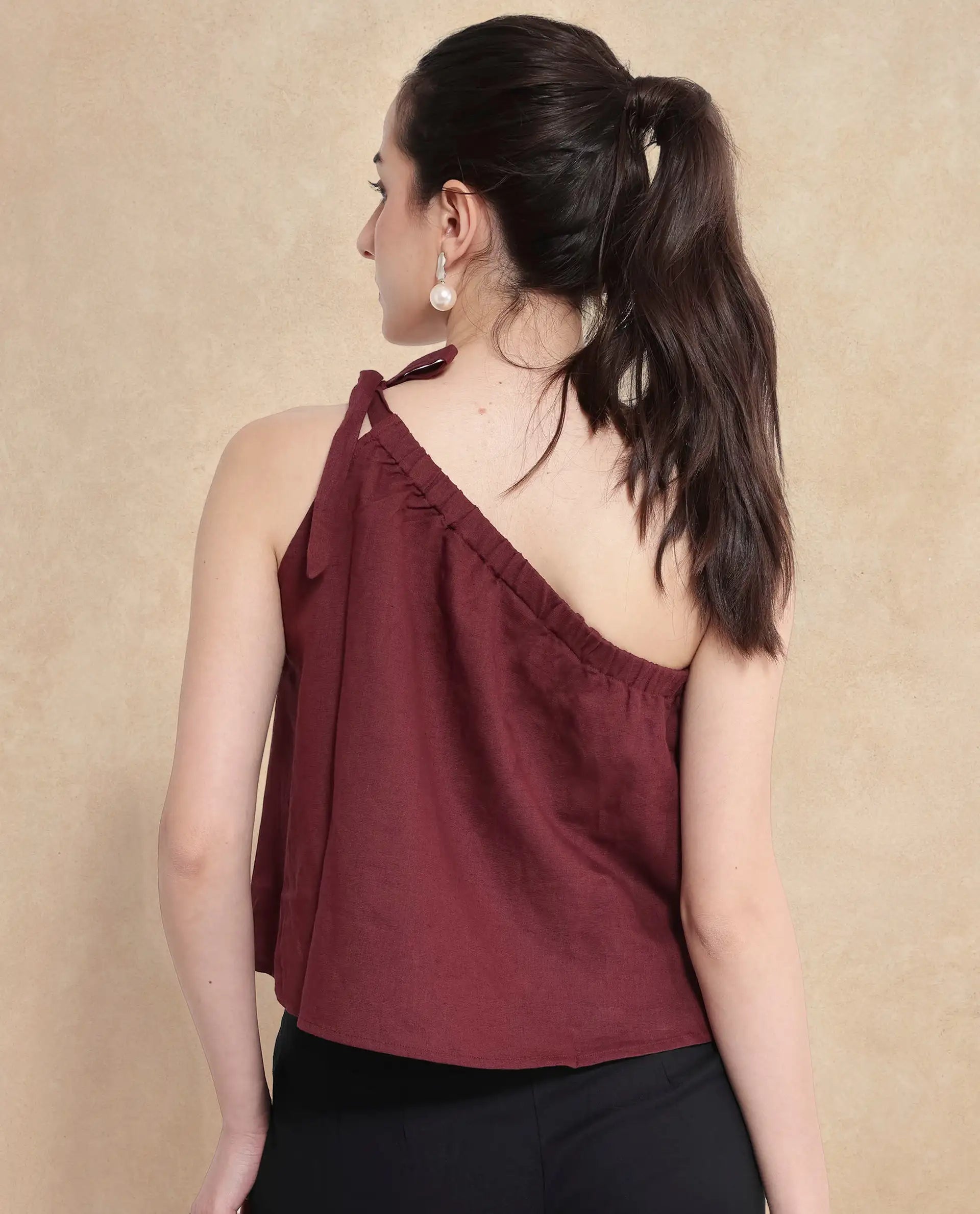 Rareism Women Jarza Maroon One Shoulder Tie Up Plain Cropped Top