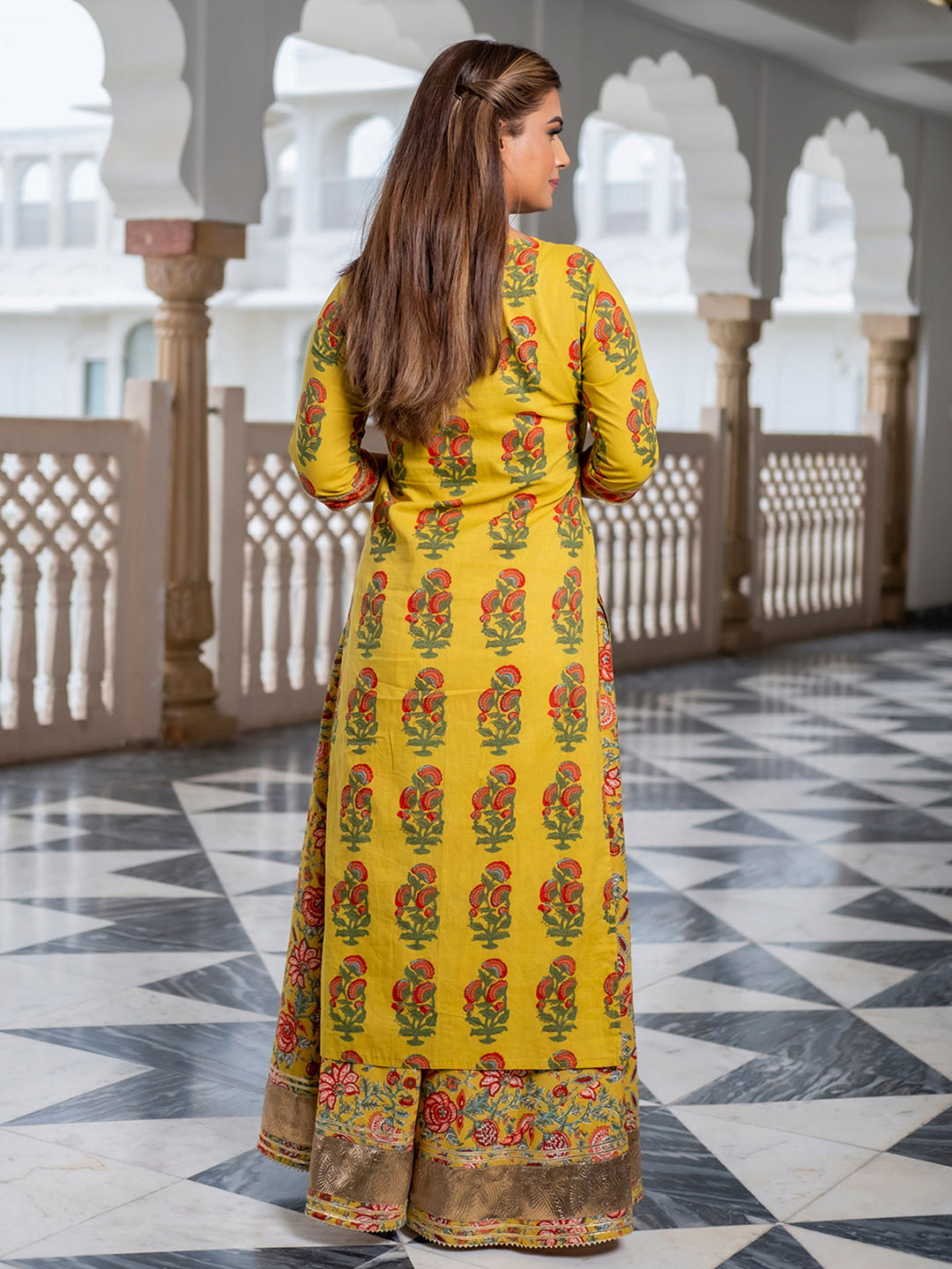Floral Print Straight Kurta With Skirt