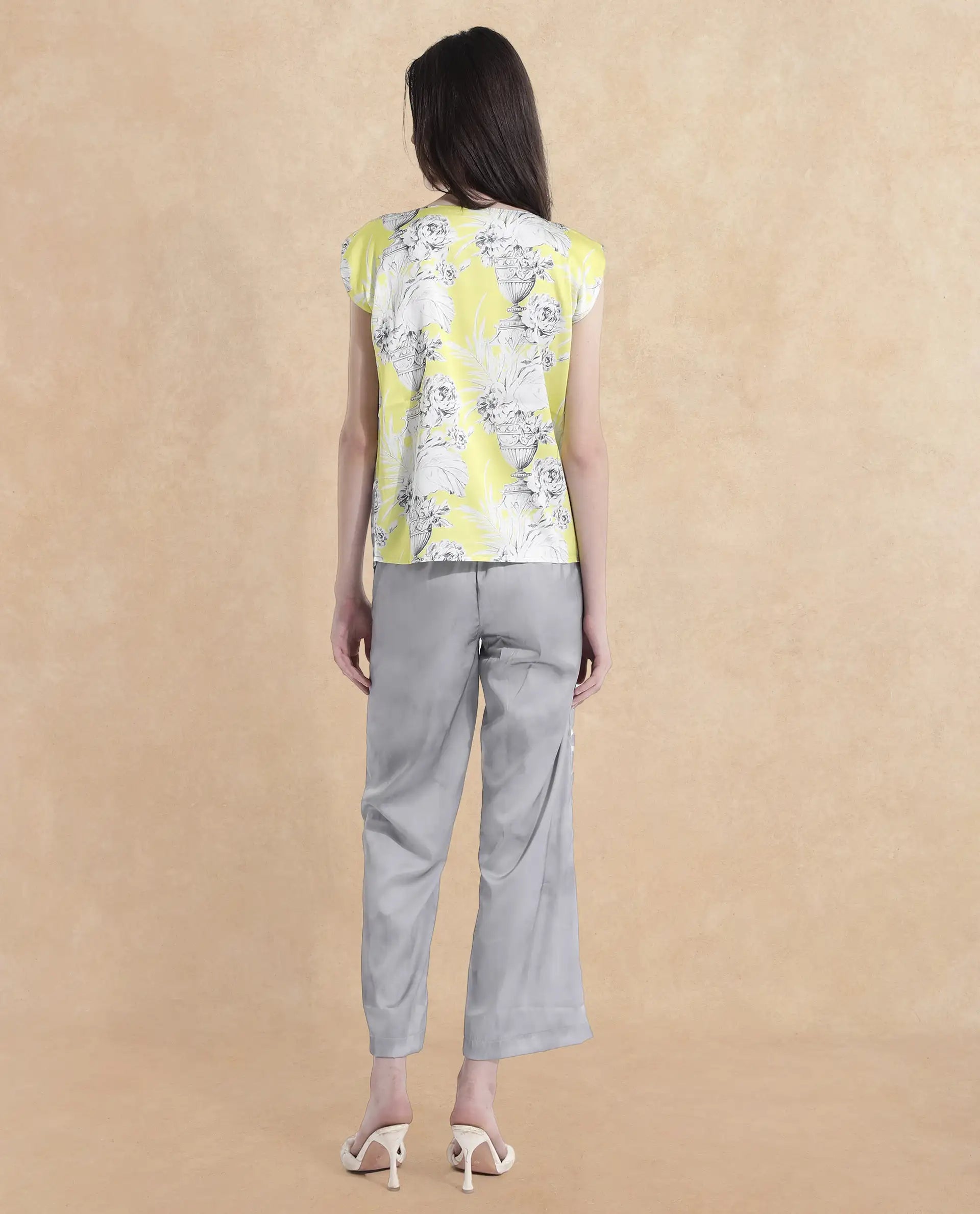 Rareism Women Kanadio-T Yellow Extended Sleeves Boat Neck Floral Print Top