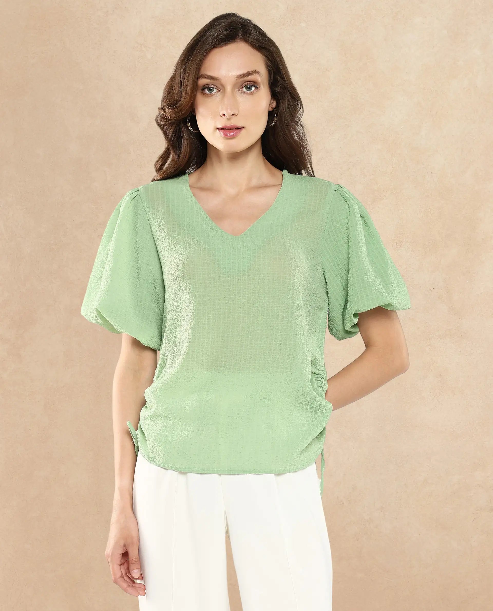 Rareism Women Krien Light Green Balloon Sleeve V-Neck Plain Top