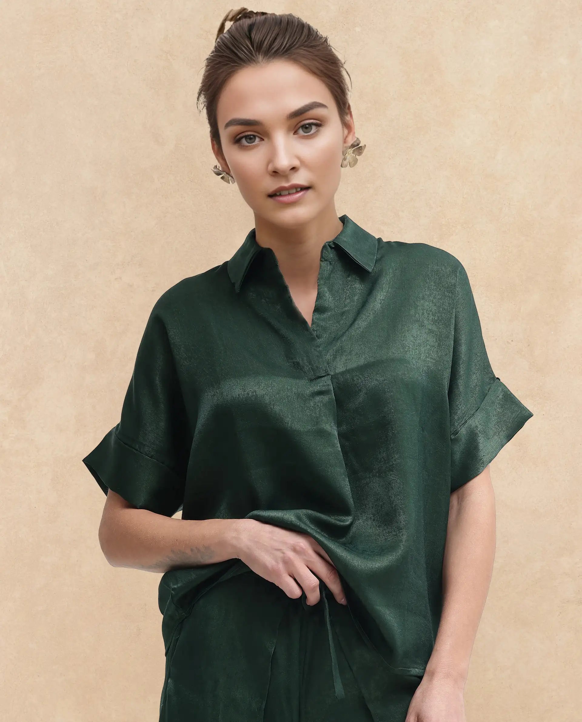 Rareism Women Lamona-T Dark Green Extended Sleeves Collared Neck Boxy Fit Plain Top