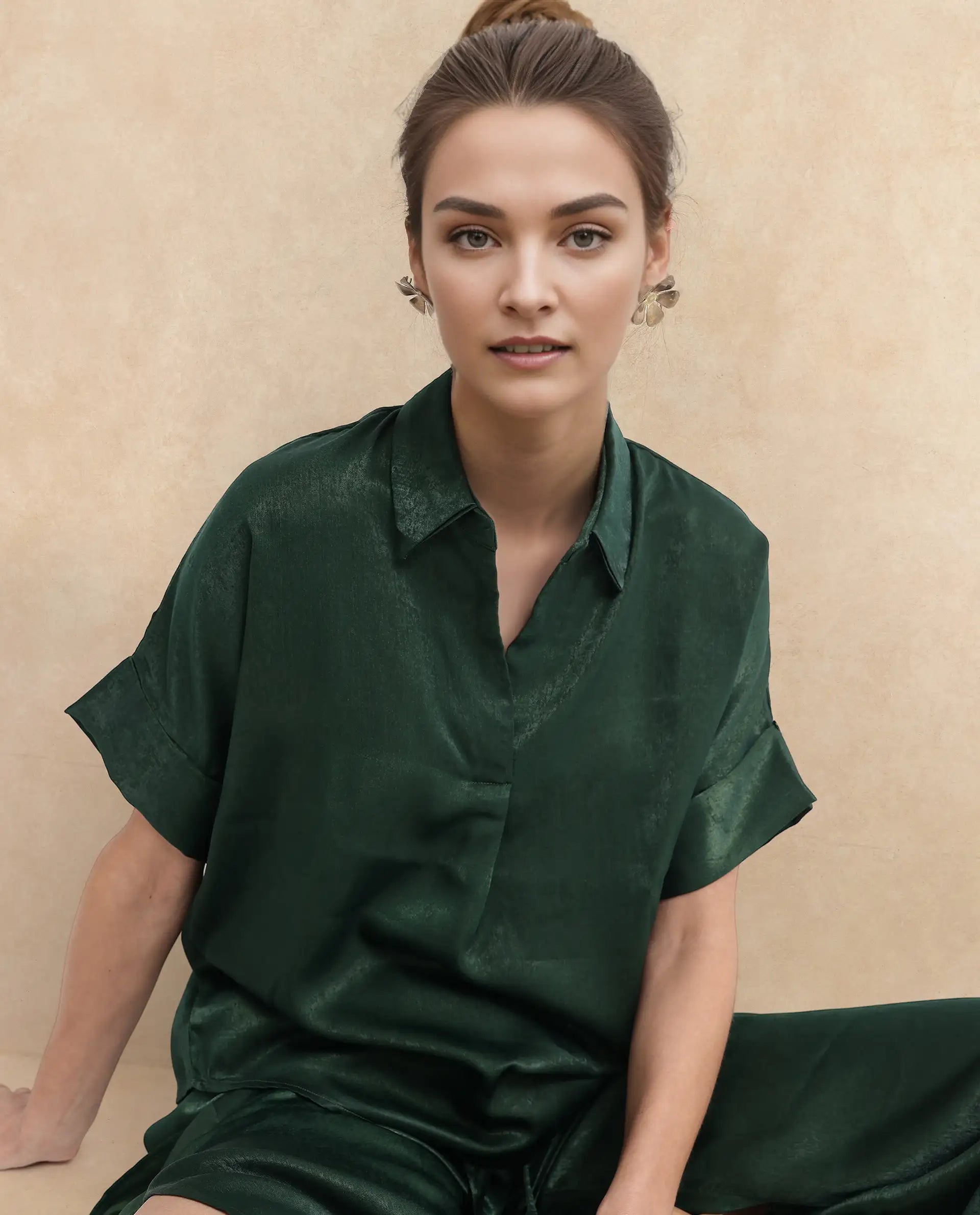 Rareism Women Lamona-T Dark Green Extended Sleeves Collared Neck Boxy Fit Plain Top