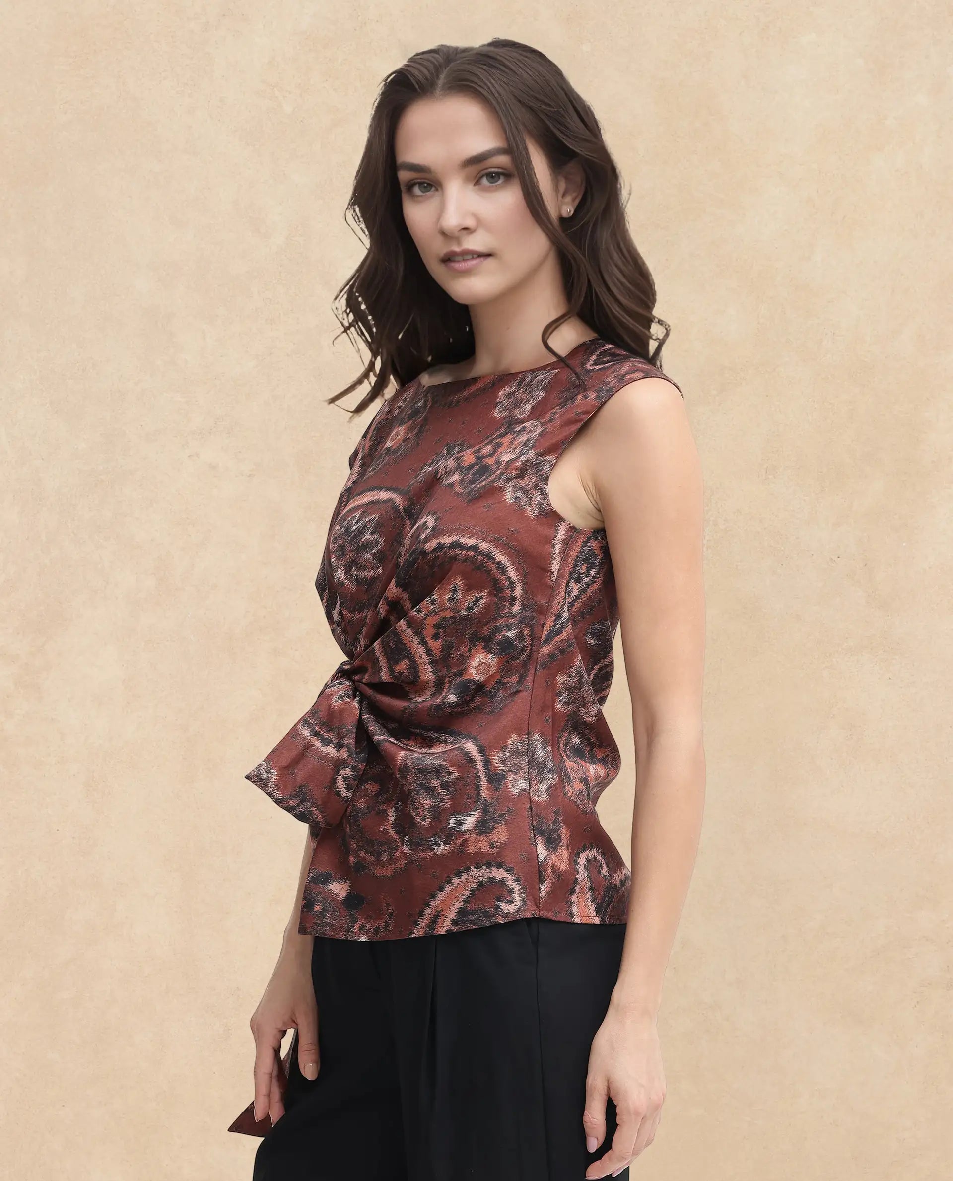Rareism Women Levillet Brown Sleeveless Boat Neck Paisley Print Top