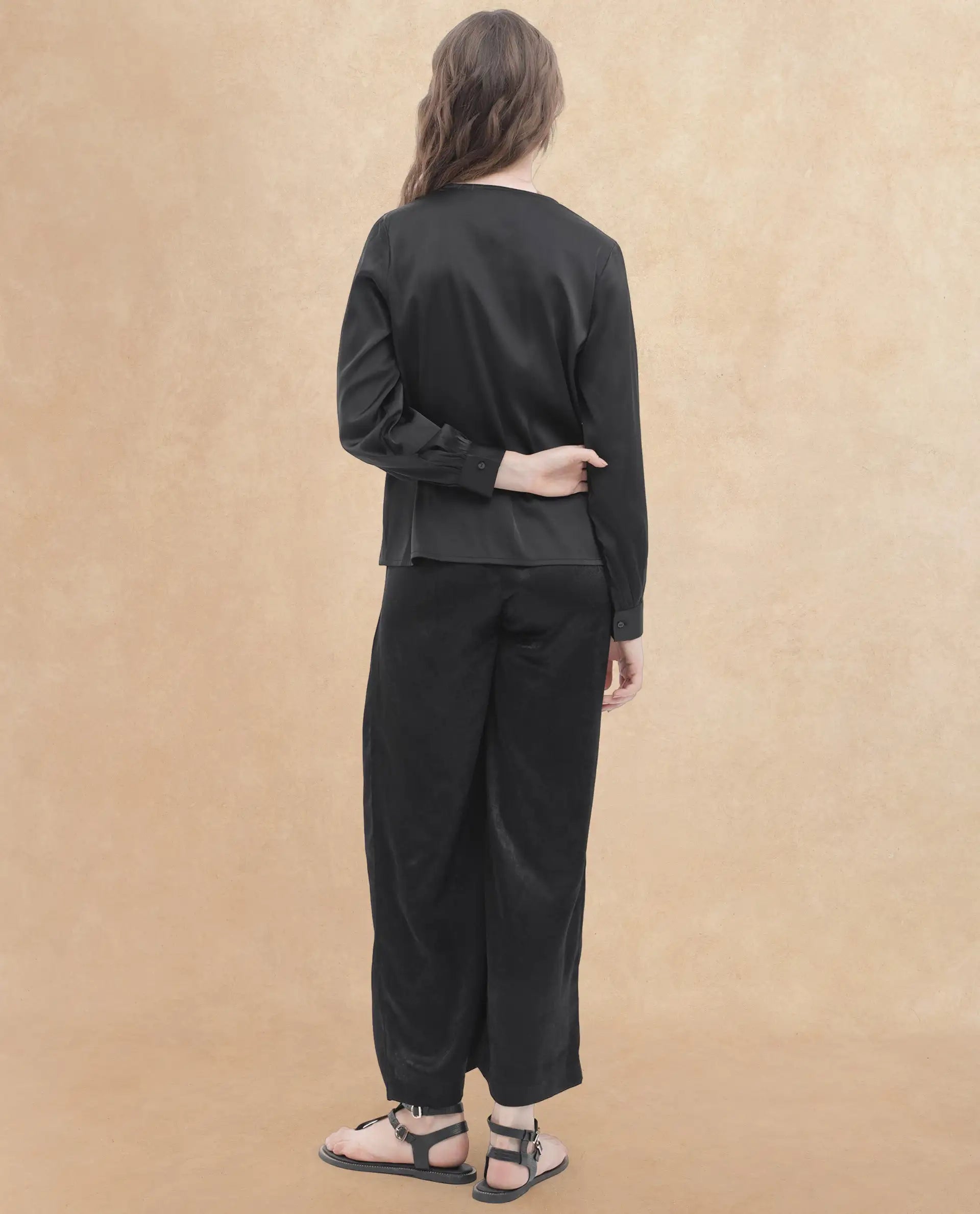 Rareism Women Lohan Black Polyester Fabric Full Sleeve V-Neck Solid Regular Length Top