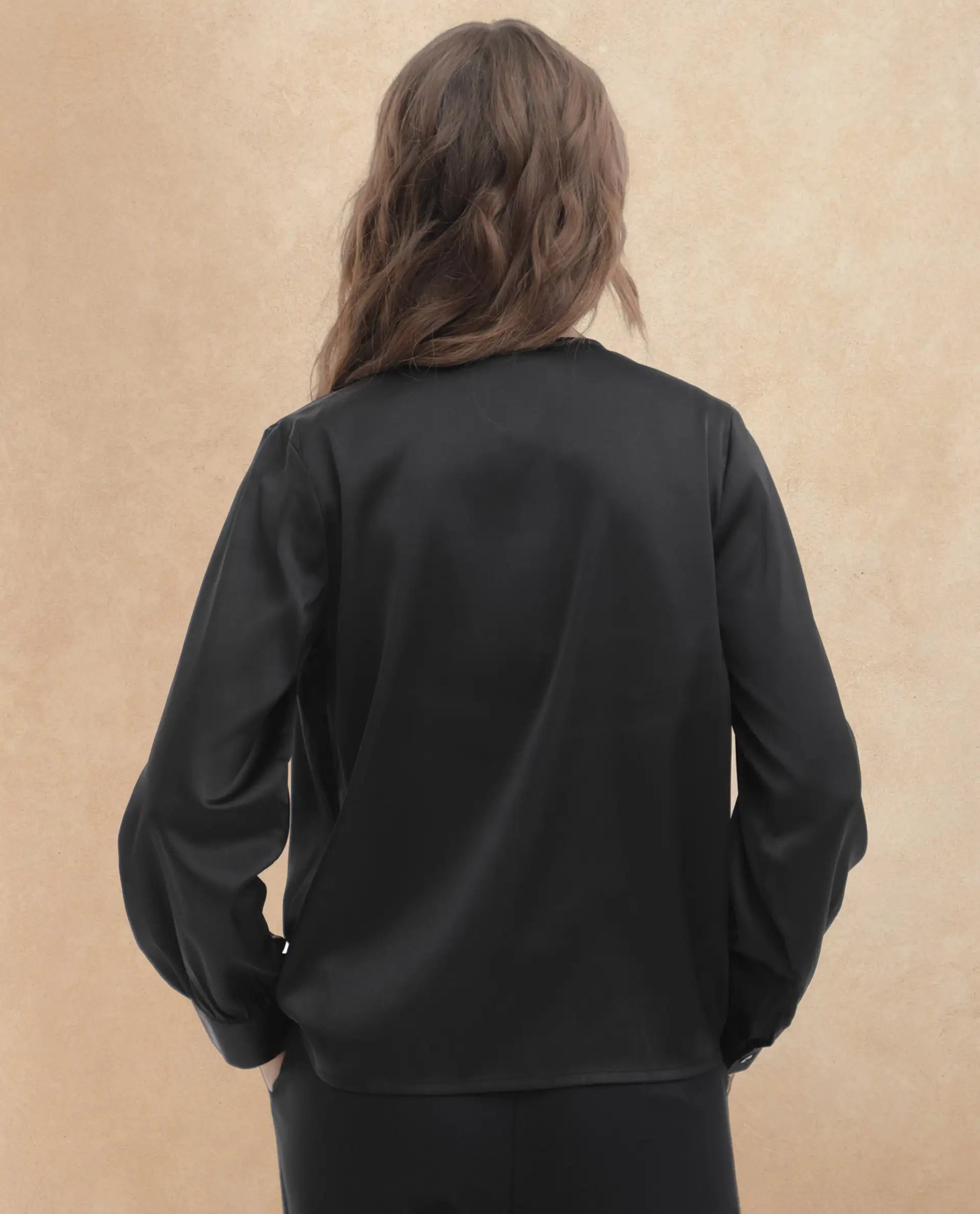 Rareism Women Lohan Black Polyester Fabric Full Sleeve V-Neck Solid Regular Length Top