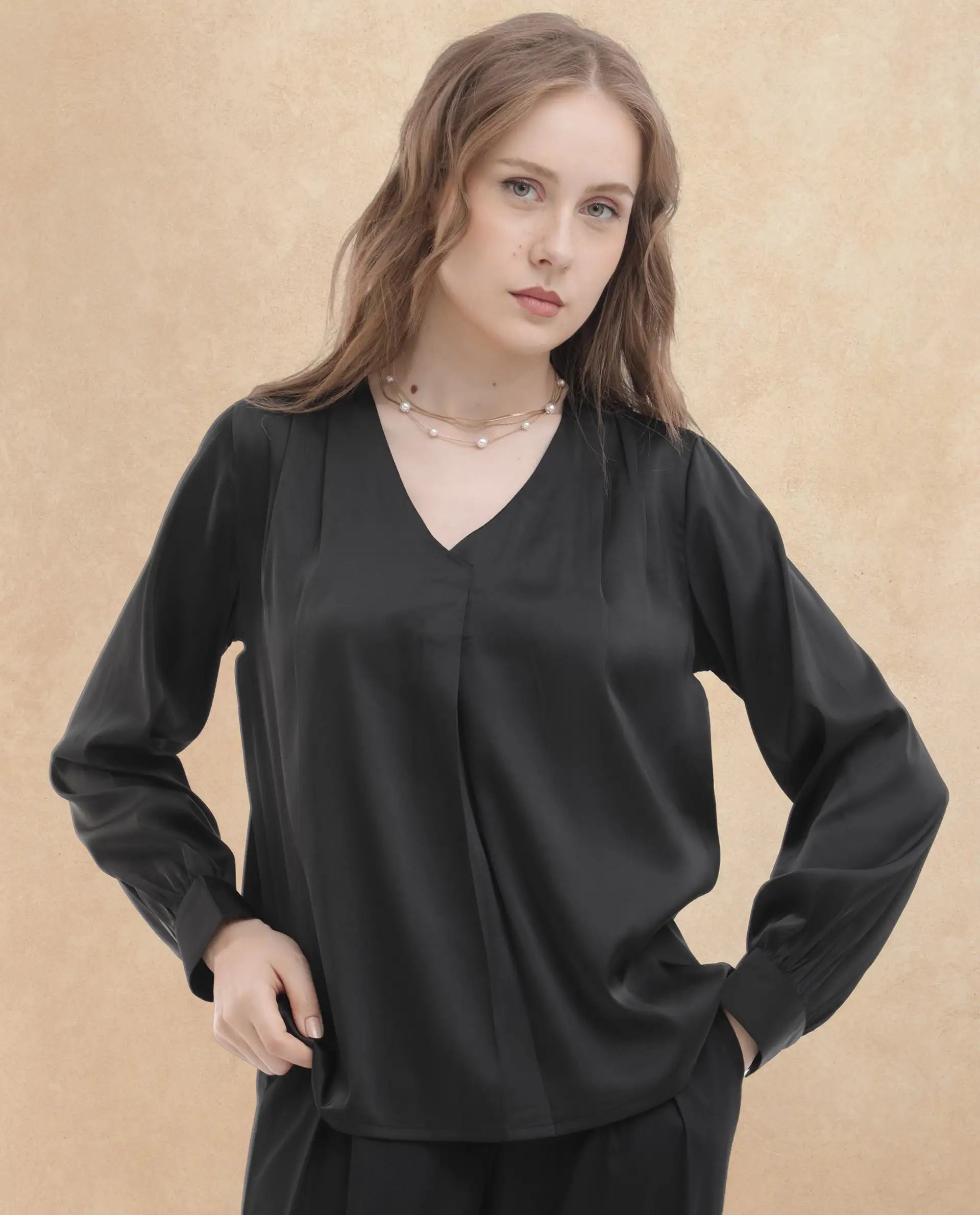 Rareism Women Lohan Black Polyester Fabric Full Sleeve V-Neck Solid Regular Length Top