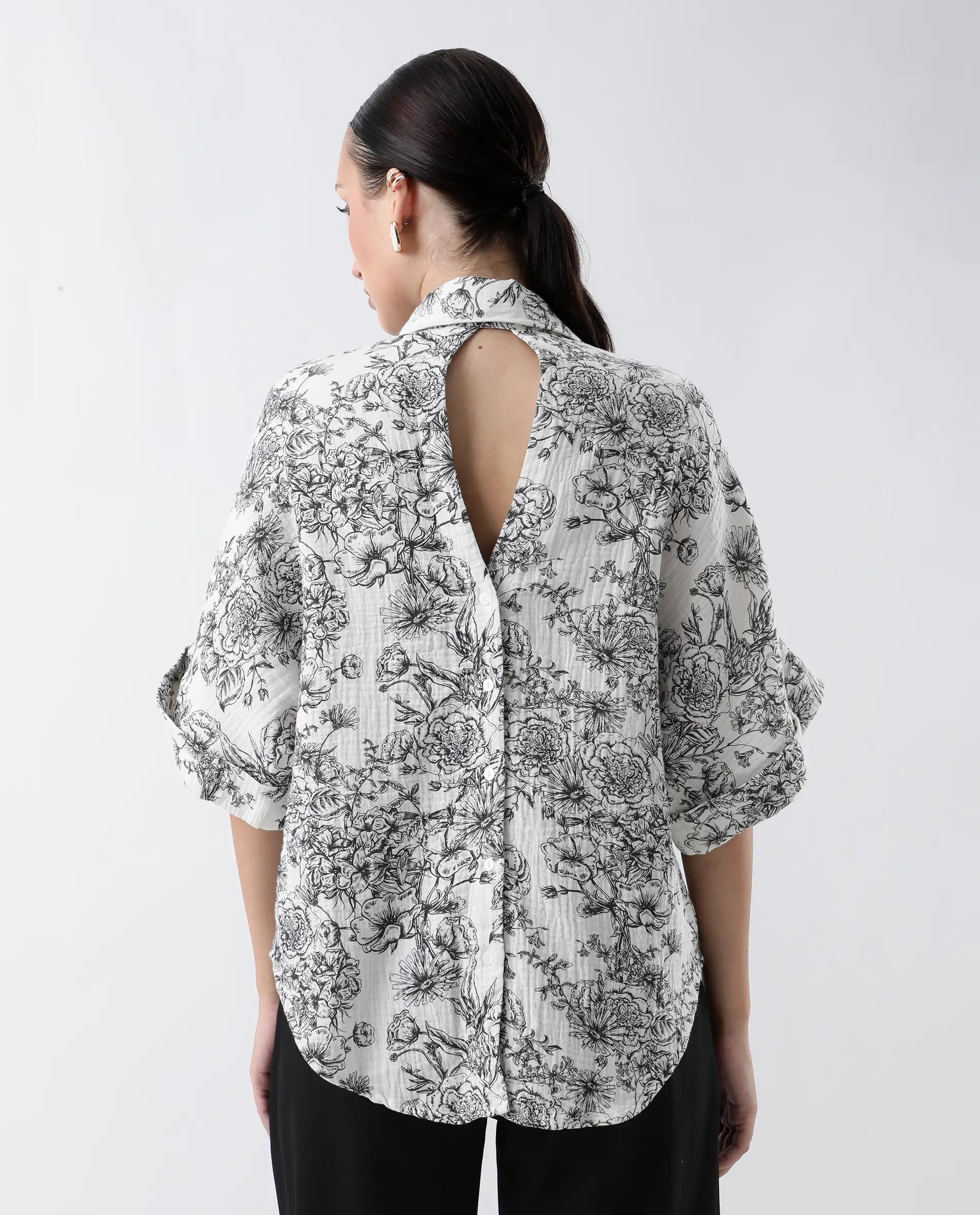 Rareism Women Loraine Off White Cotton Fabric Short Sleeve Collared Neck Floral Print Regular Length Top