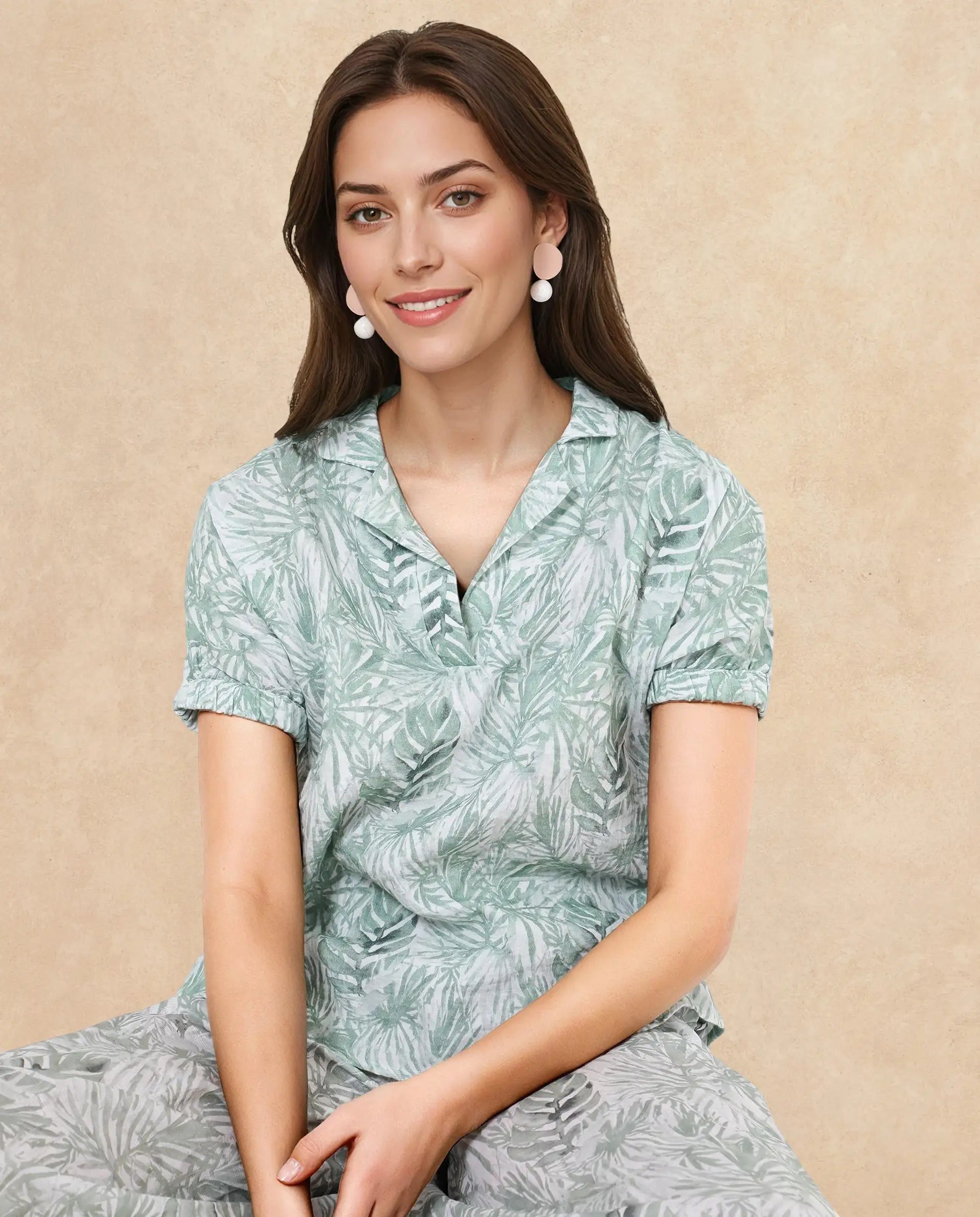 Rareism Women Manak Off White Extended Sleeves Lapel Neck Abstract Print Top