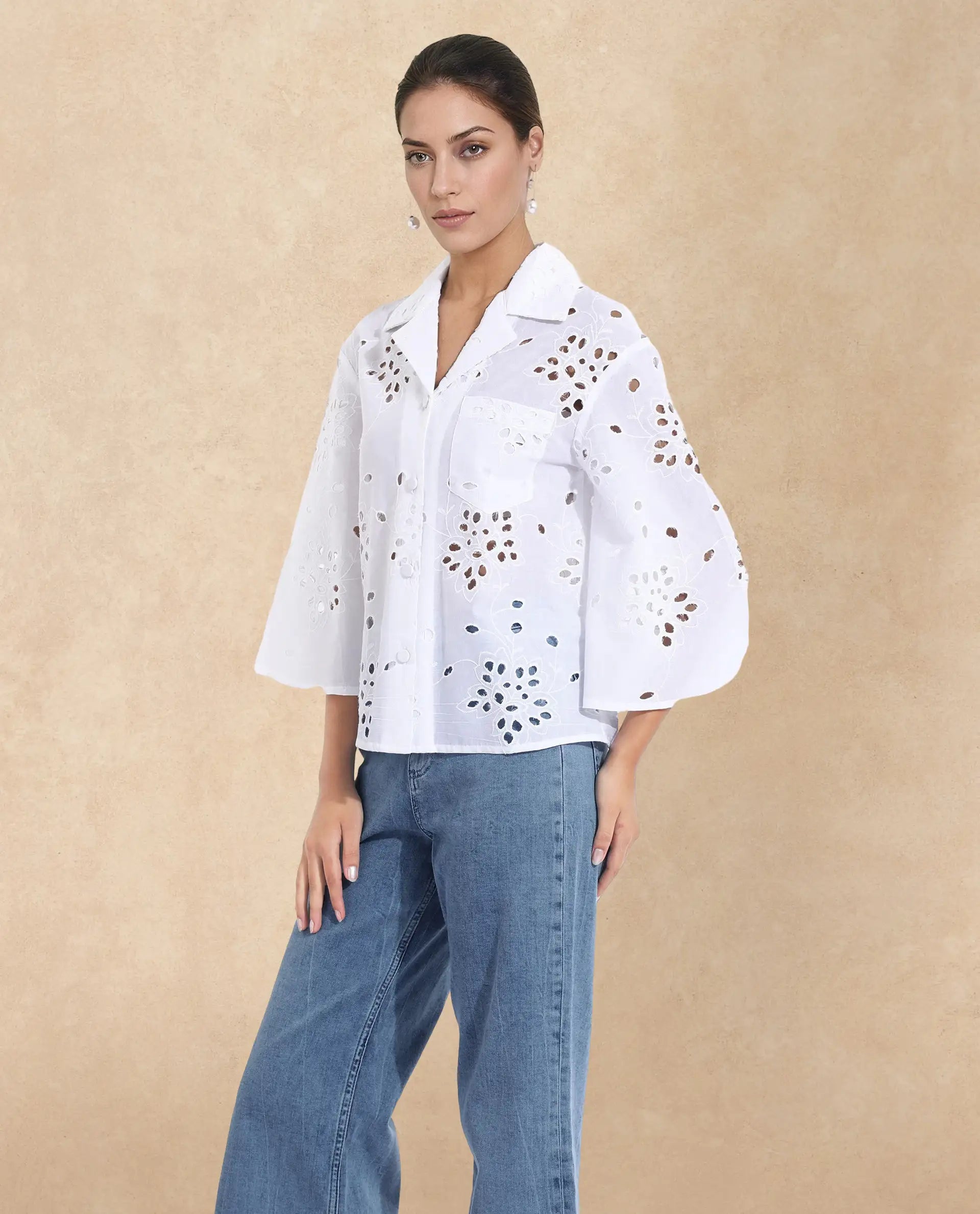 Rareism Women Matcha White 3/4Th Sleeve Collared Neck Button Closure Plain Top