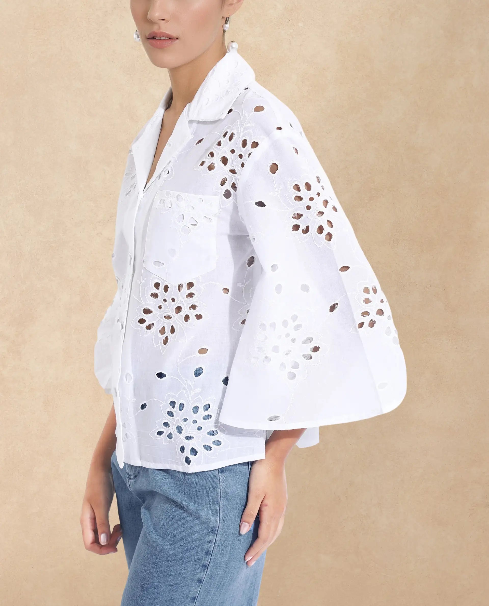 Rareism Women Matcha White 3/4Th Sleeve Collared Neck Button Closure Plain Top