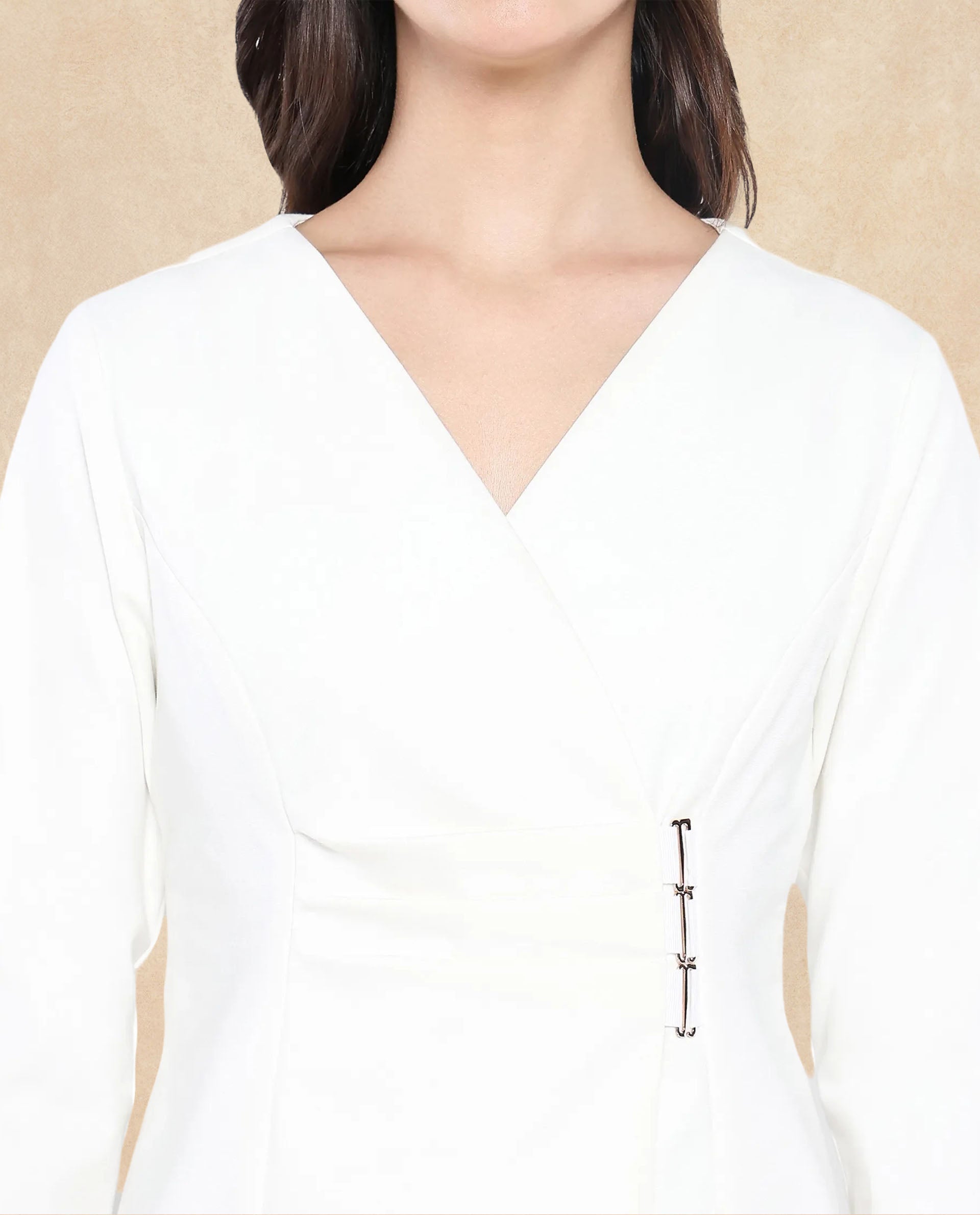 Rareism Women Mellow White Full Sleeve V-Neck Zip Closure Plain Top