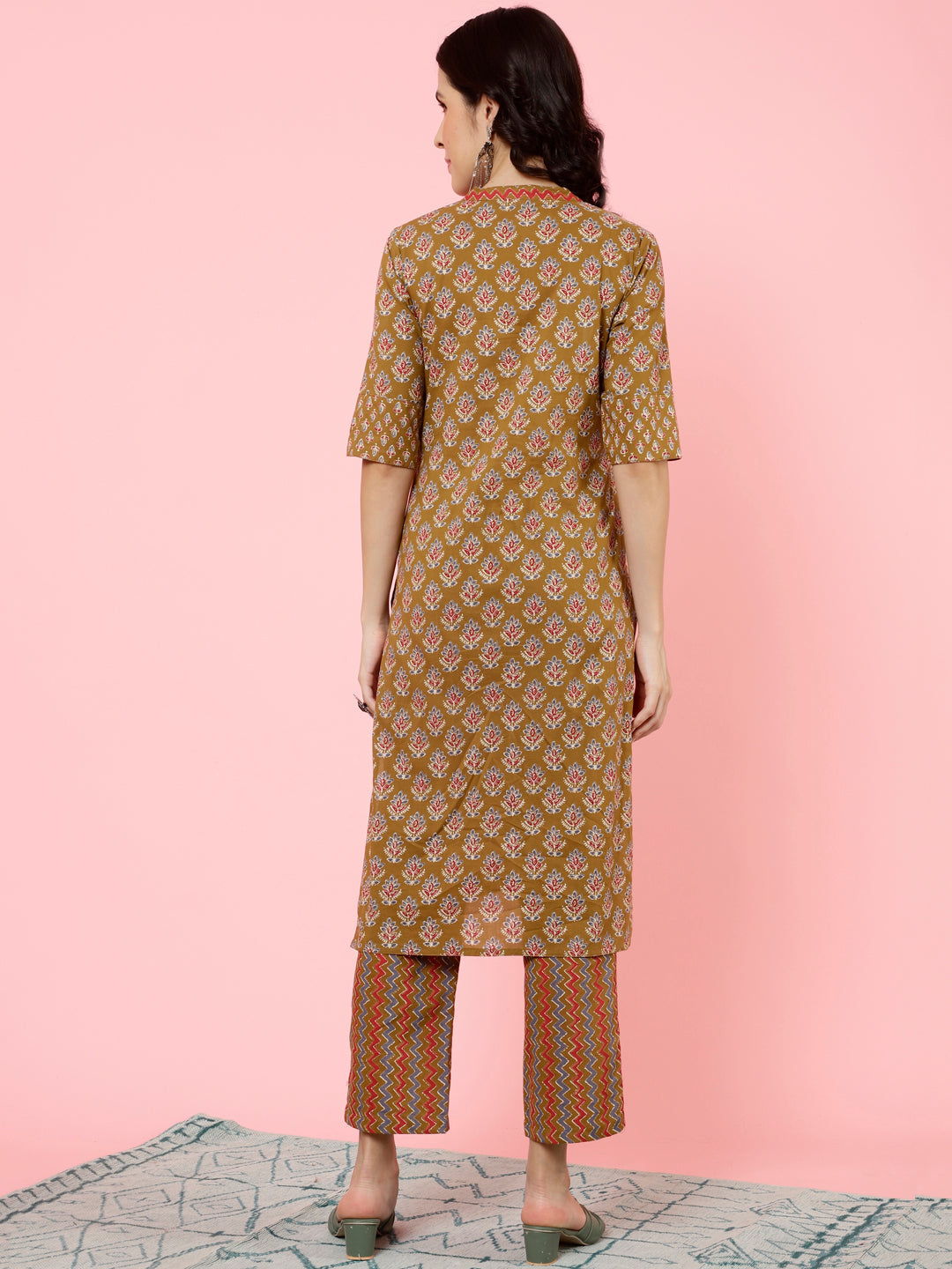 Brown Ethnic Printed Straight Kurta With Pants