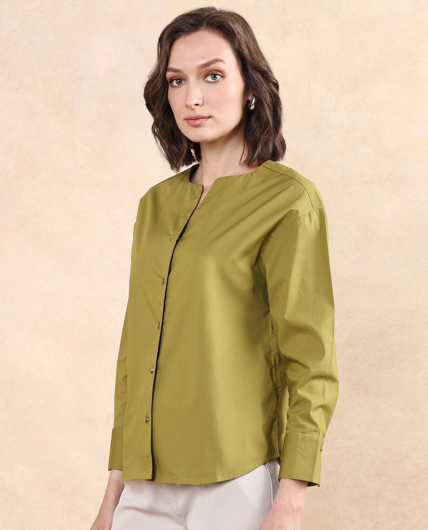 Rareism Women Nagoya Green Cuffed Sleeve Round Neck Button Plain Top