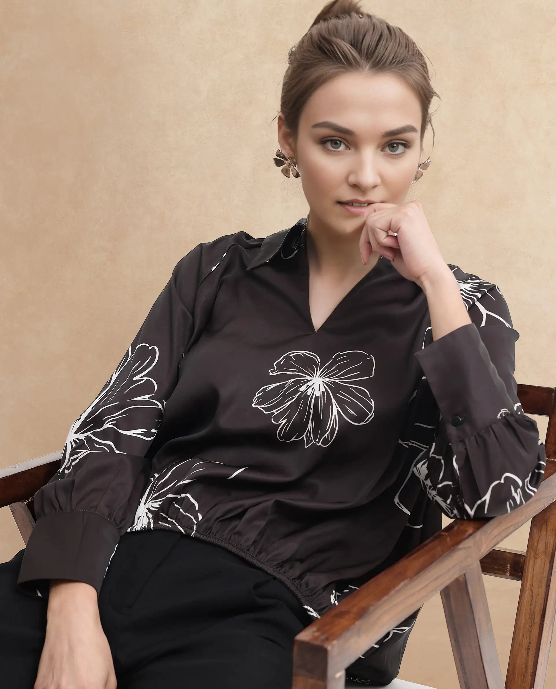 Rareism Women Olin Dark Brown Raglan Sleeves Collared Neck Floral Print Top