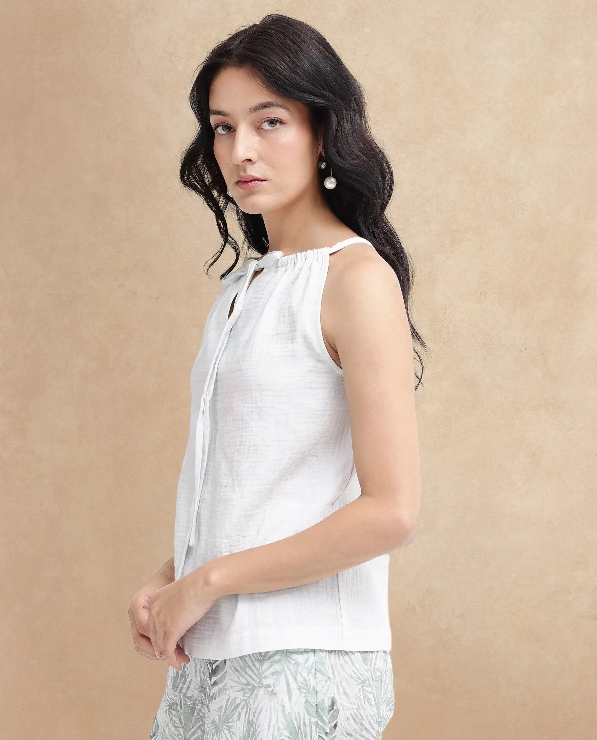 Rareism Women Oliya Off White Cotton Sleeveless Halter Neck Tropical Print Top