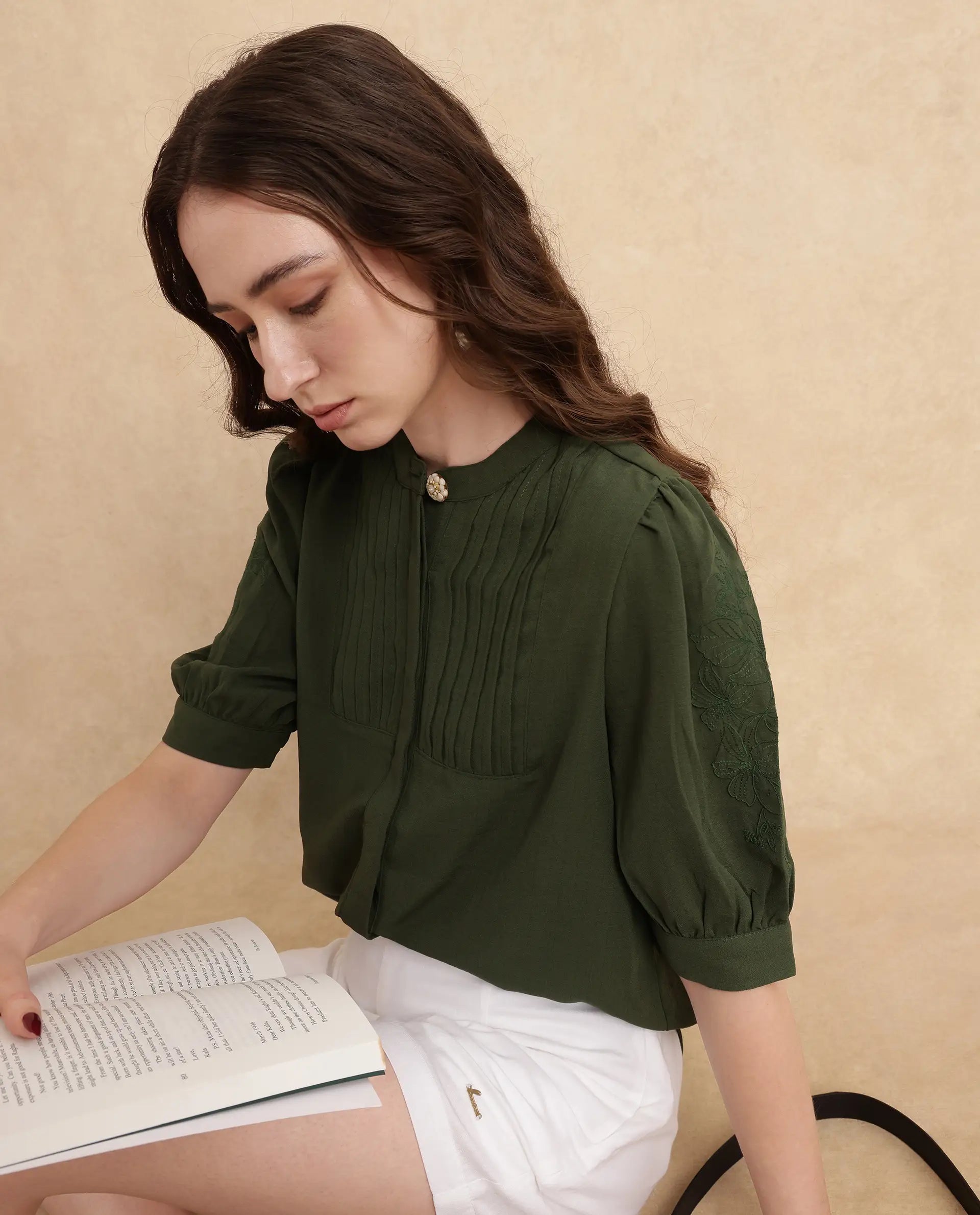 Rareism Women Oniit Olive Plain Top