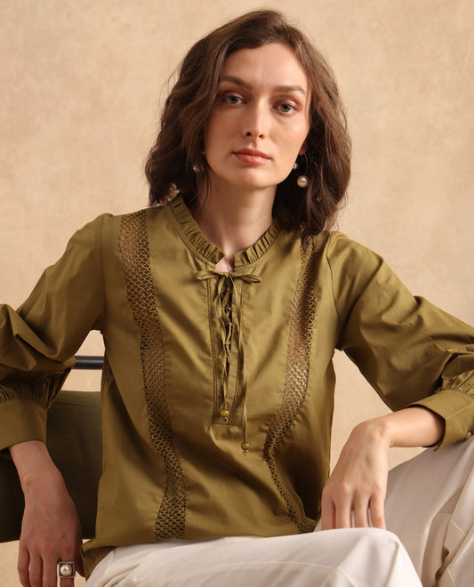 Rareism Women Penla Light Green Poplin Fabric Cuffed Sleeve V-Neck Tie-Up Closure Regular Fit Plain Top
