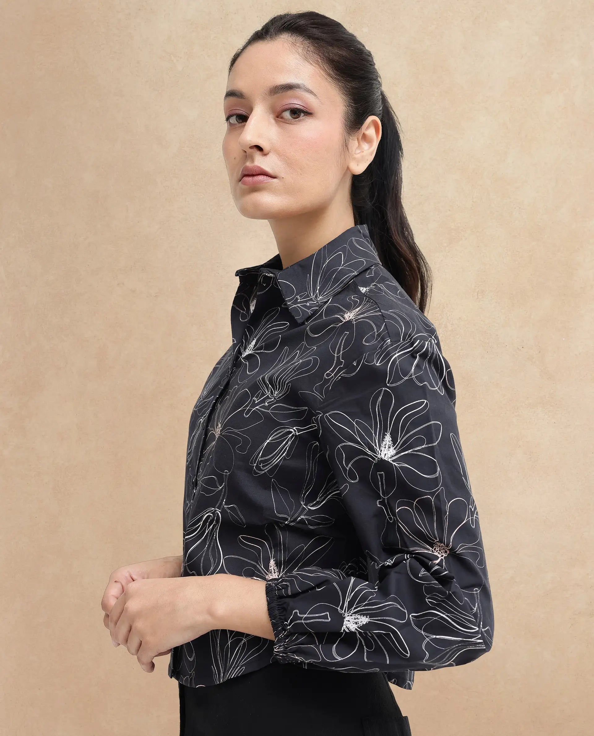 Rareism Women Reynosa Black Cotton Fabric Bishop Sleeves Jonny Collar Floral Print Relaxed Fit Cropped Shirt